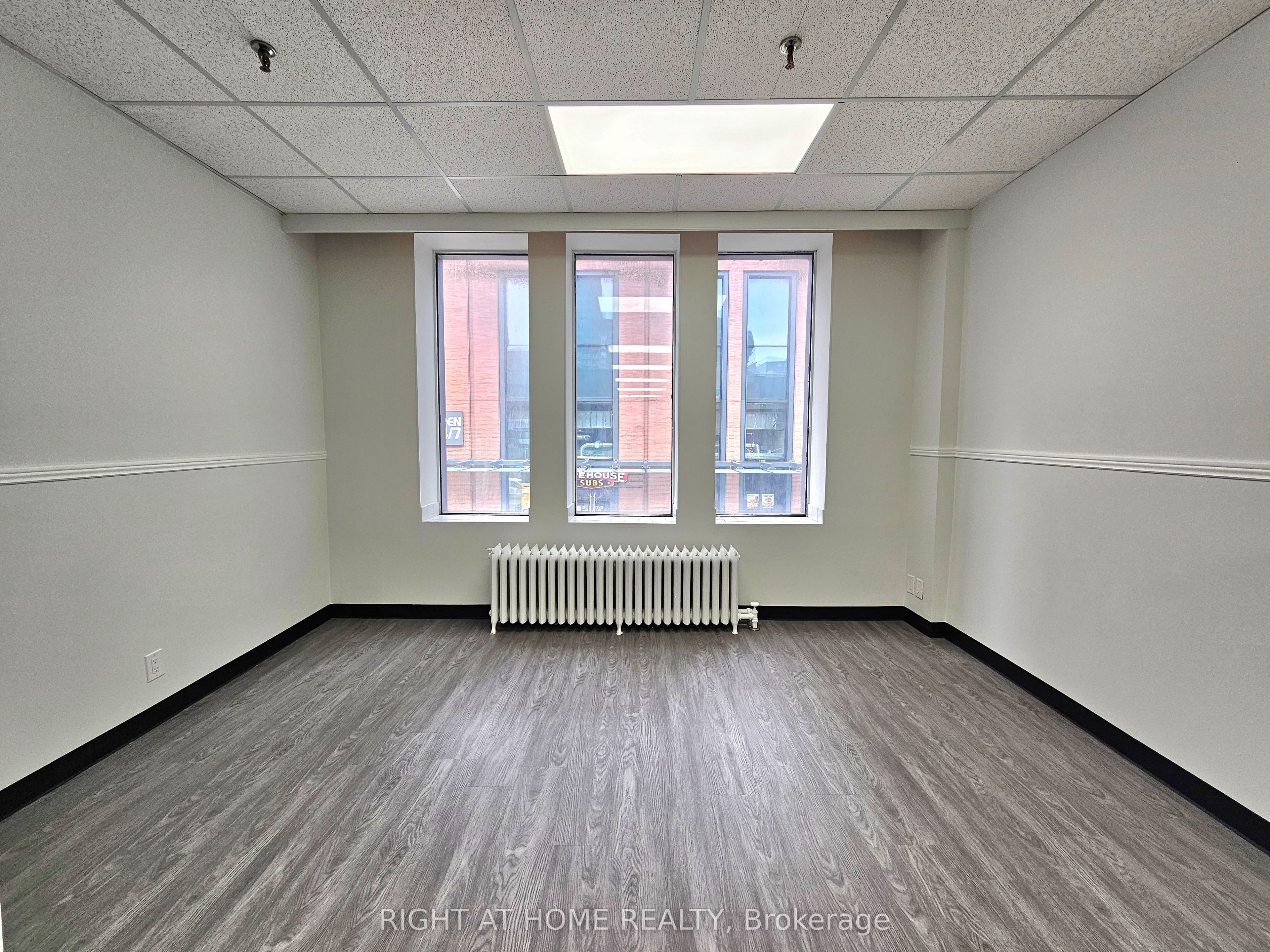 516 Yonge Street 2 Property Photo 16
