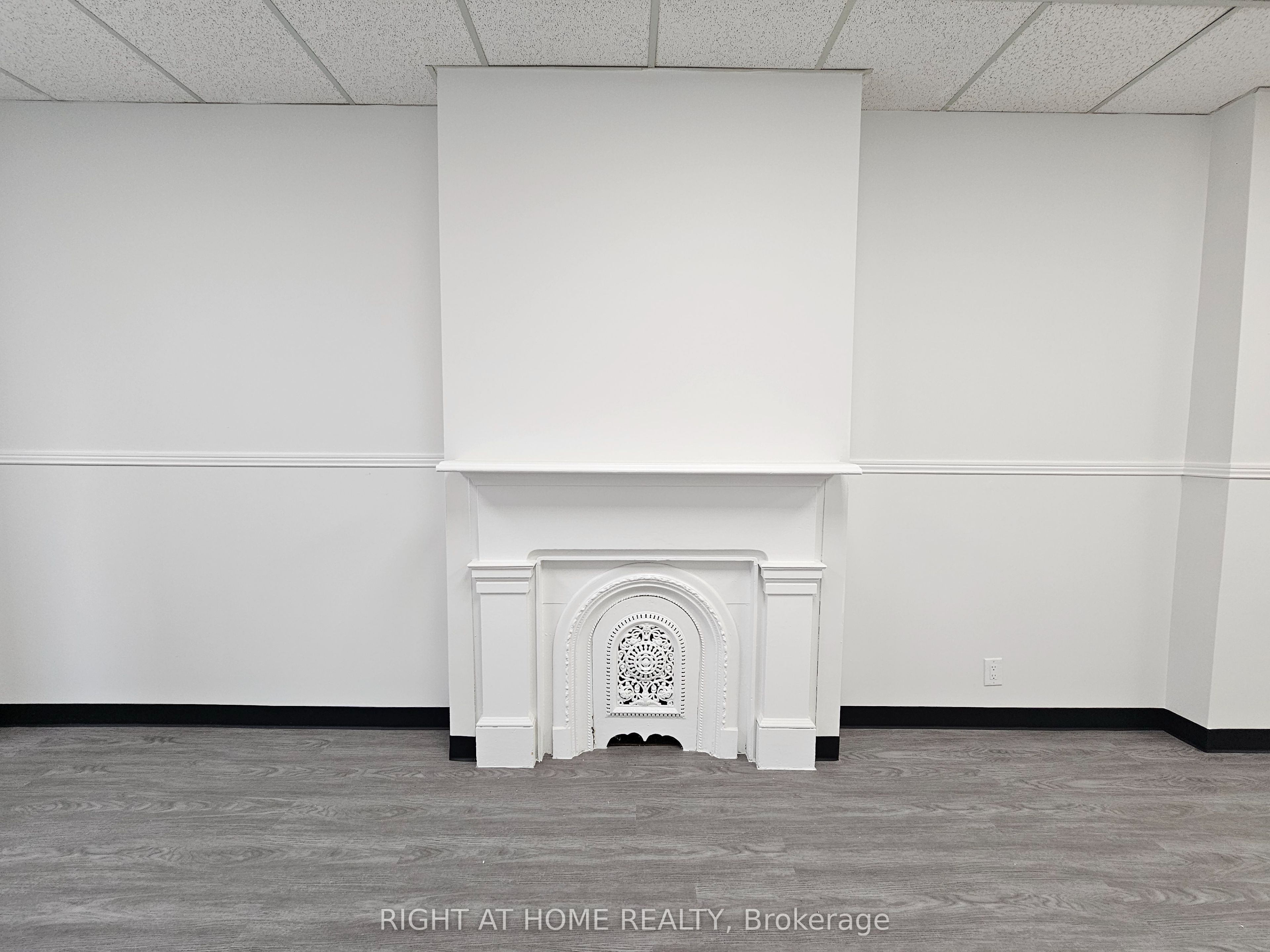516 Yonge Street 2 Property Photo 17