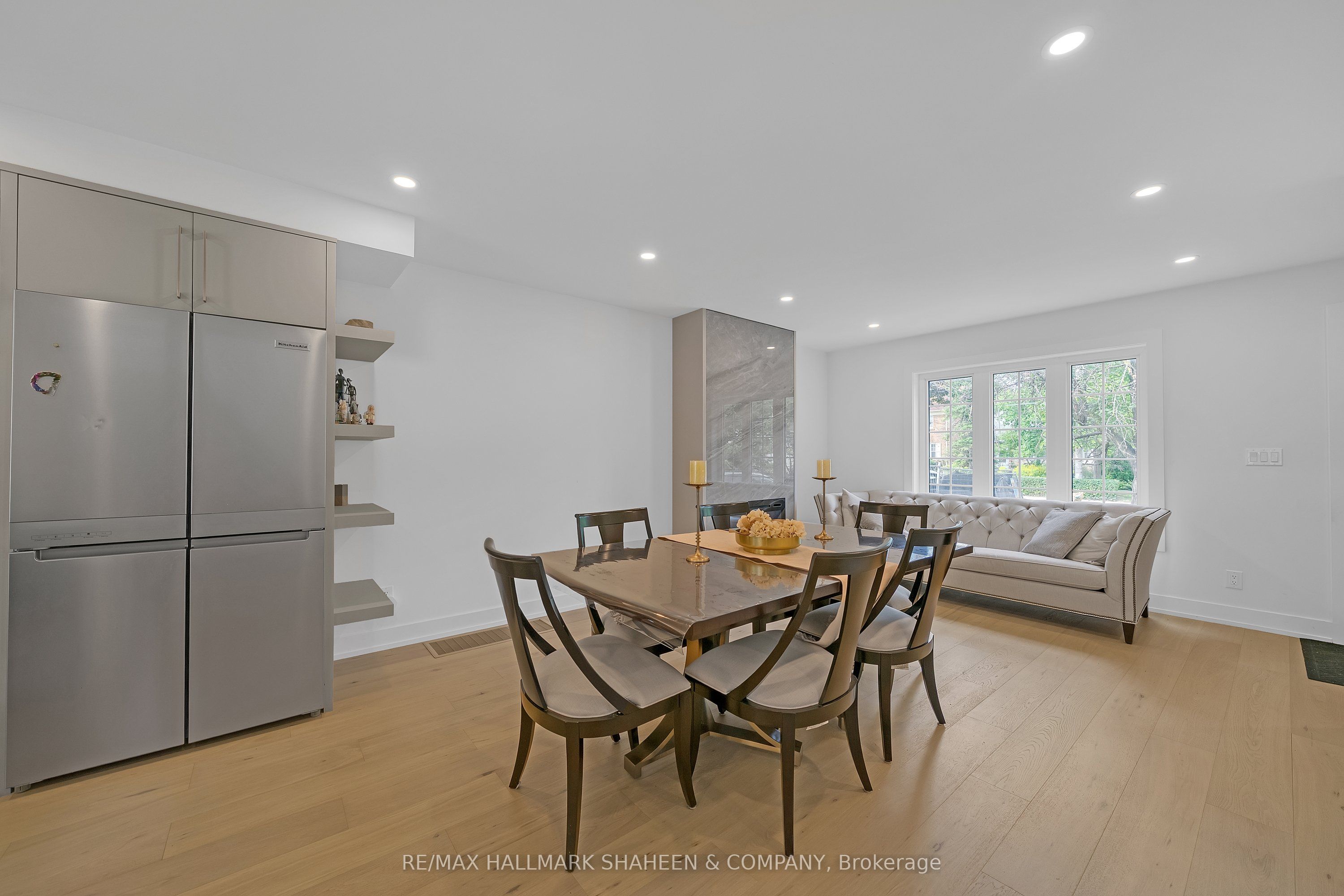 207 Sutherland Drive Property Photo 8