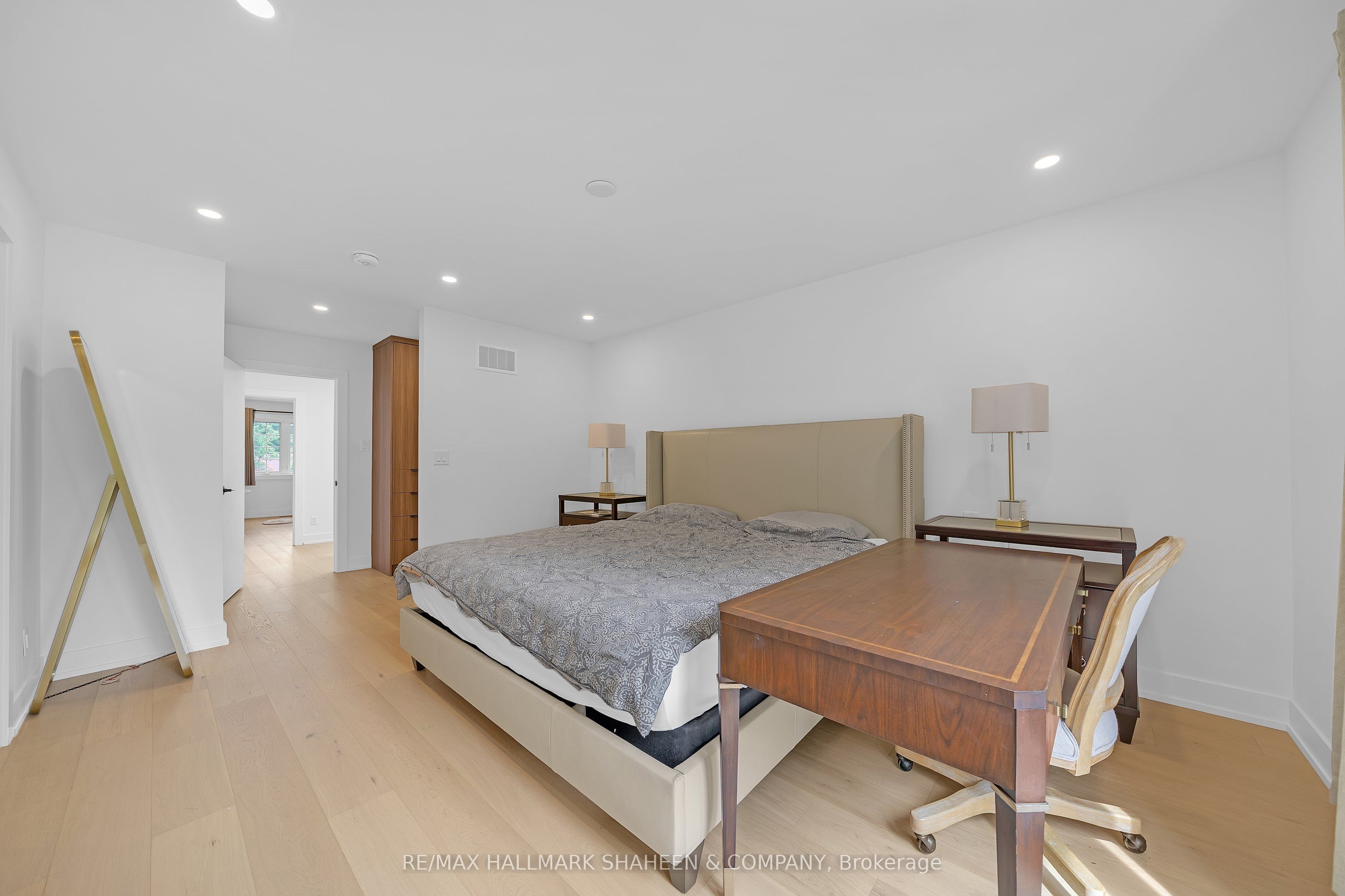 207 Sutherland Drive Property Photo 25