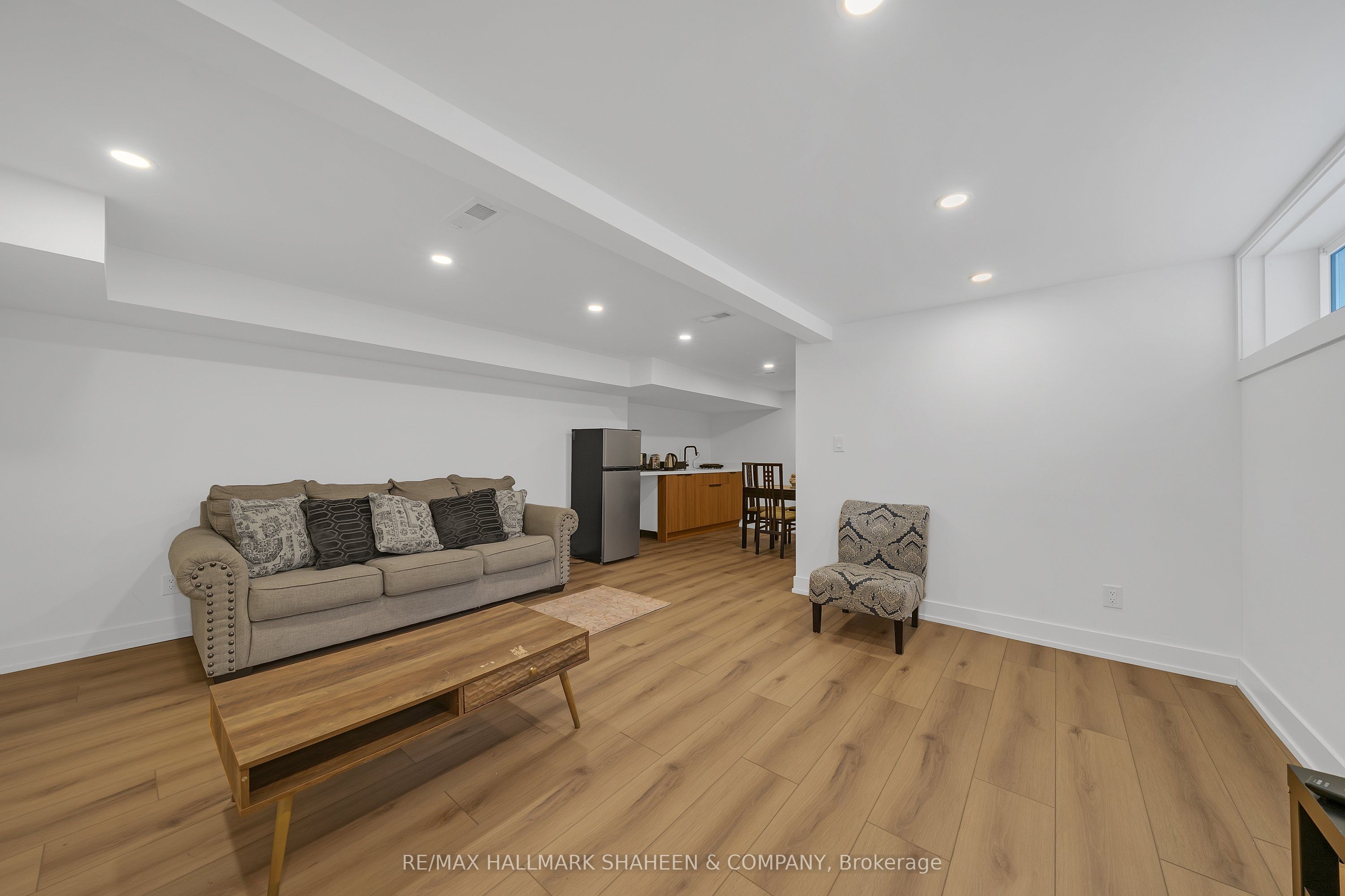 207 Sutherland Drive Property Photo 42