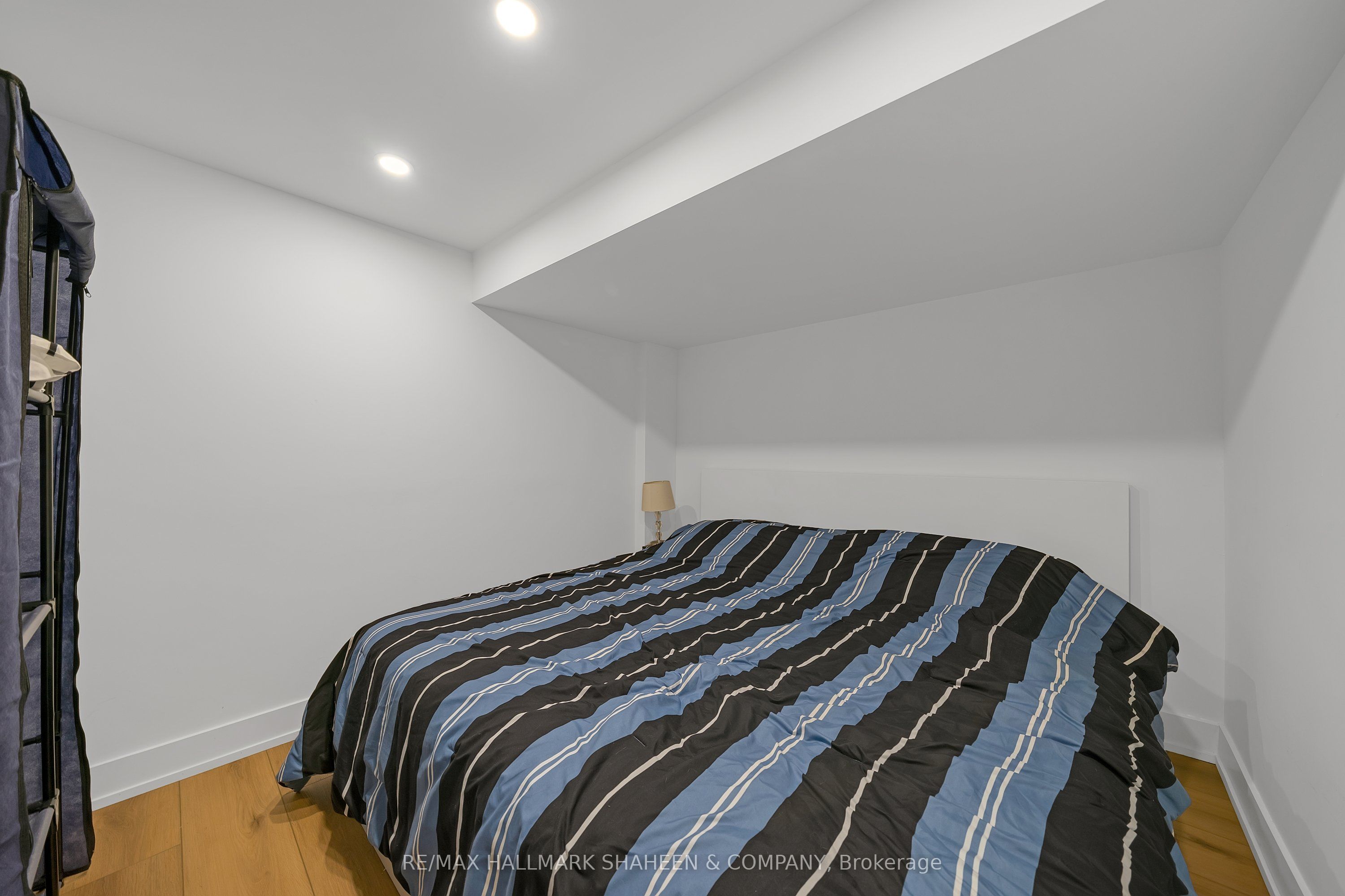 207 Sutherland Drive Property Photo 43