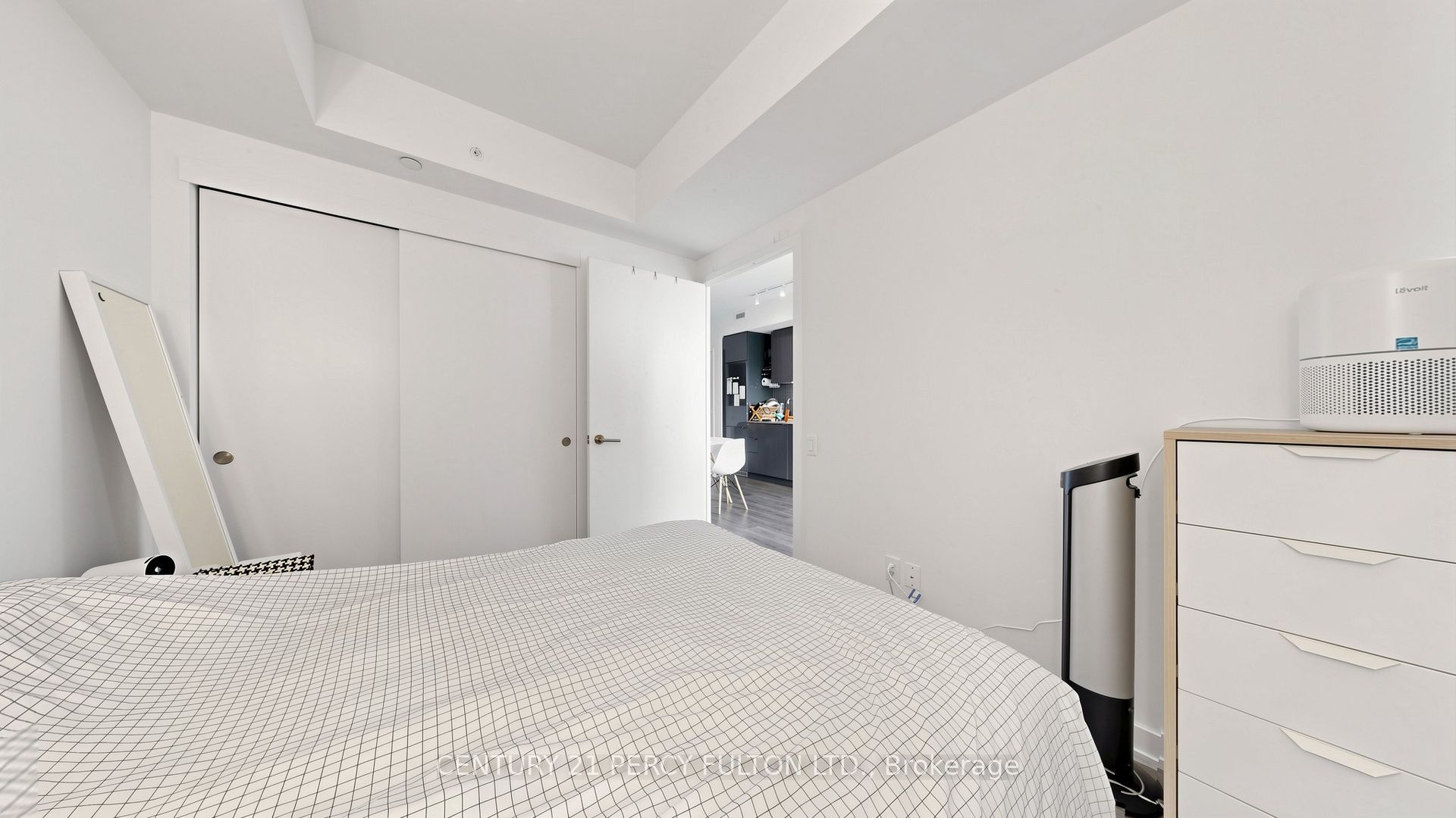 161 Roehampton Avenue 4207 Property Photo 24