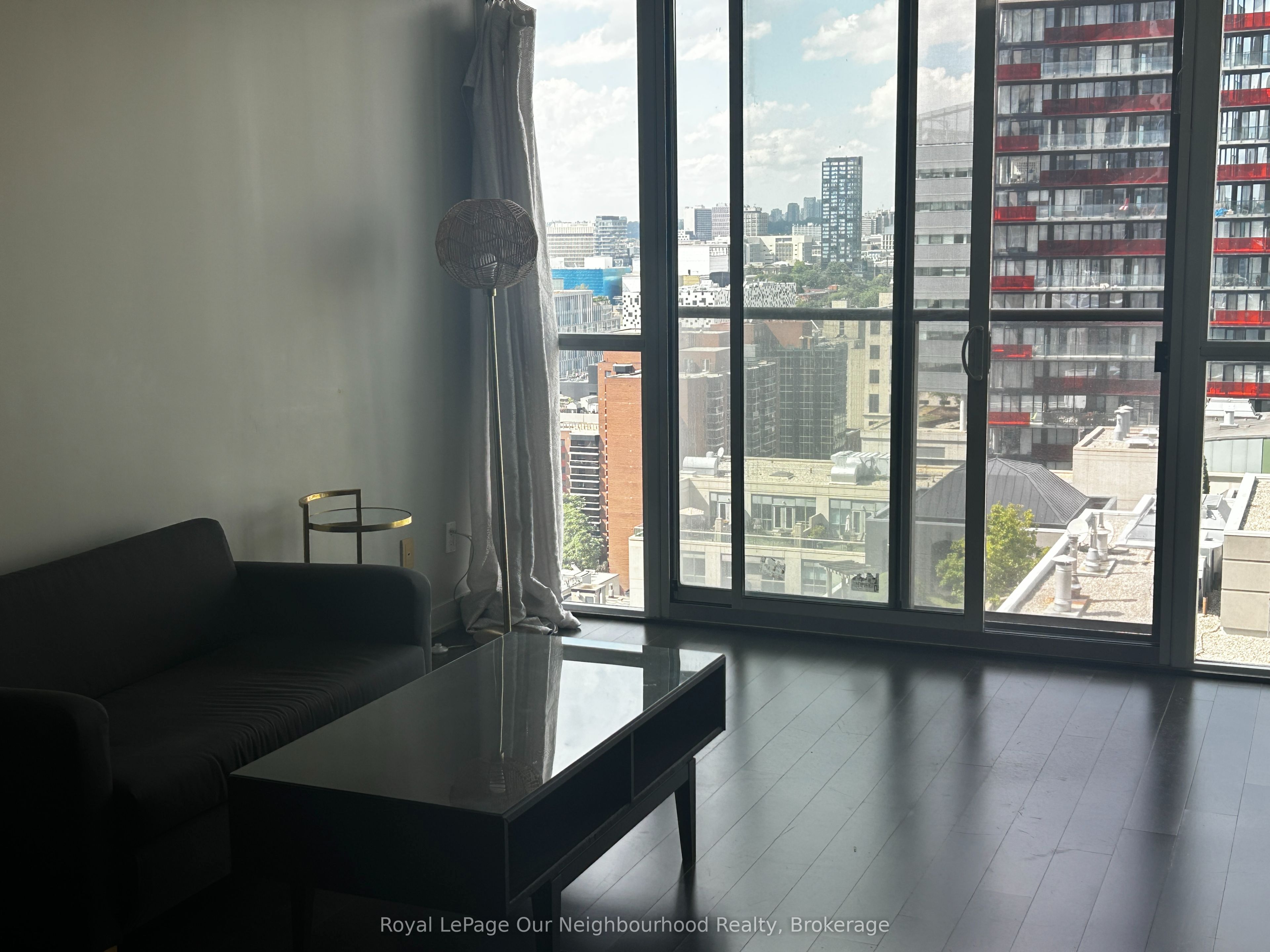 126 Simcoe Street 2106 Property Photo 12