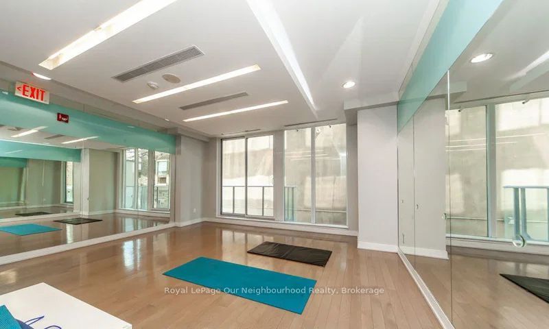 126 Simcoe Street 2106 Property Photo 15