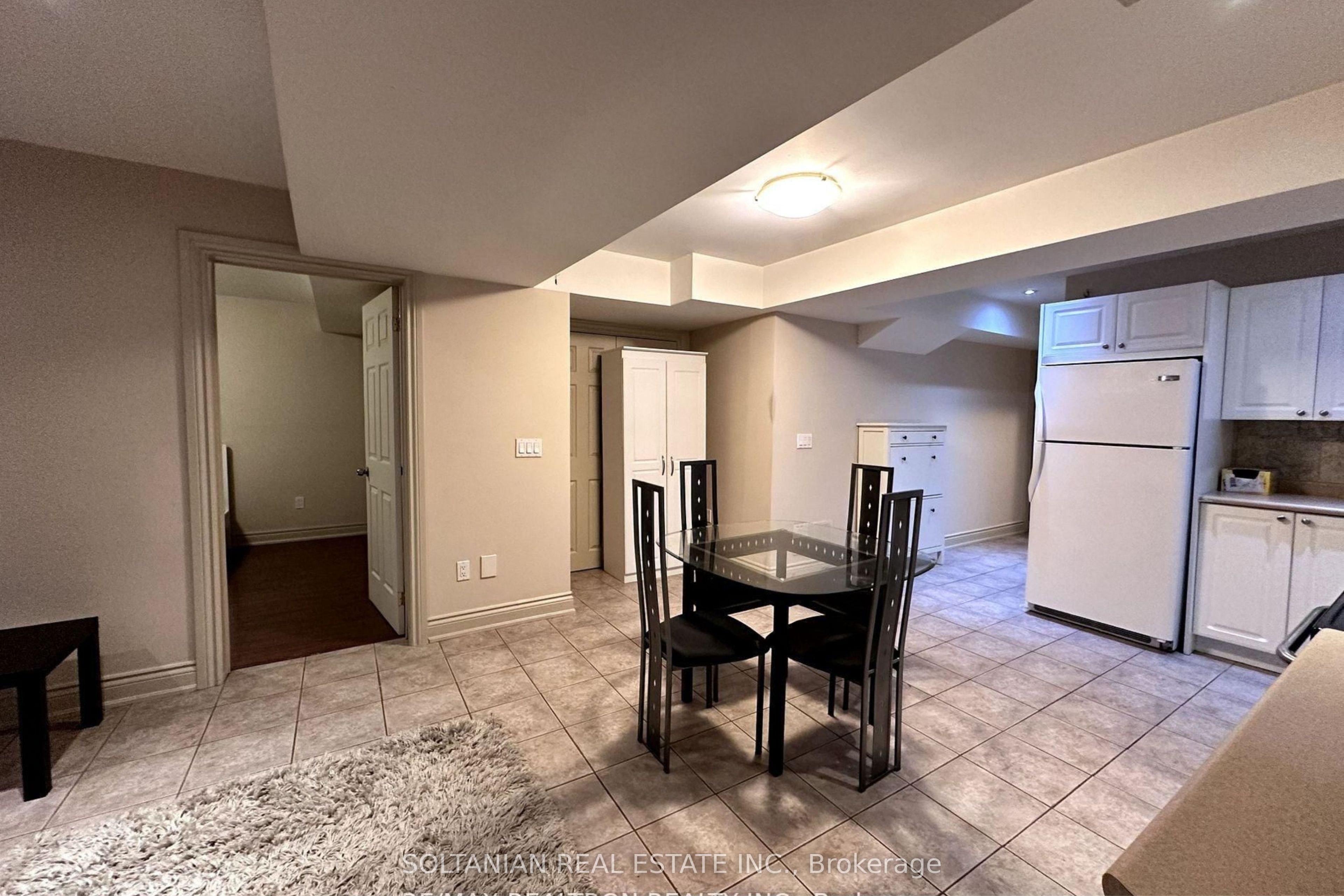 164 Newton Drive Bsmt Property Photo 4