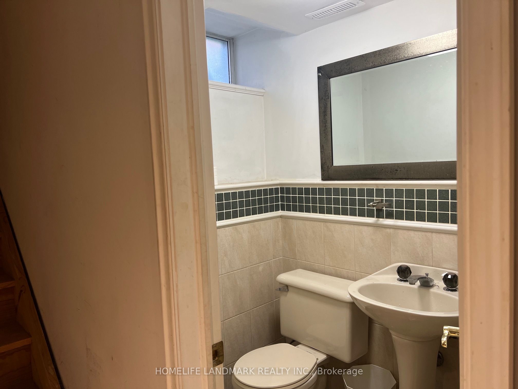 231 Clinton Street Property Photo 5