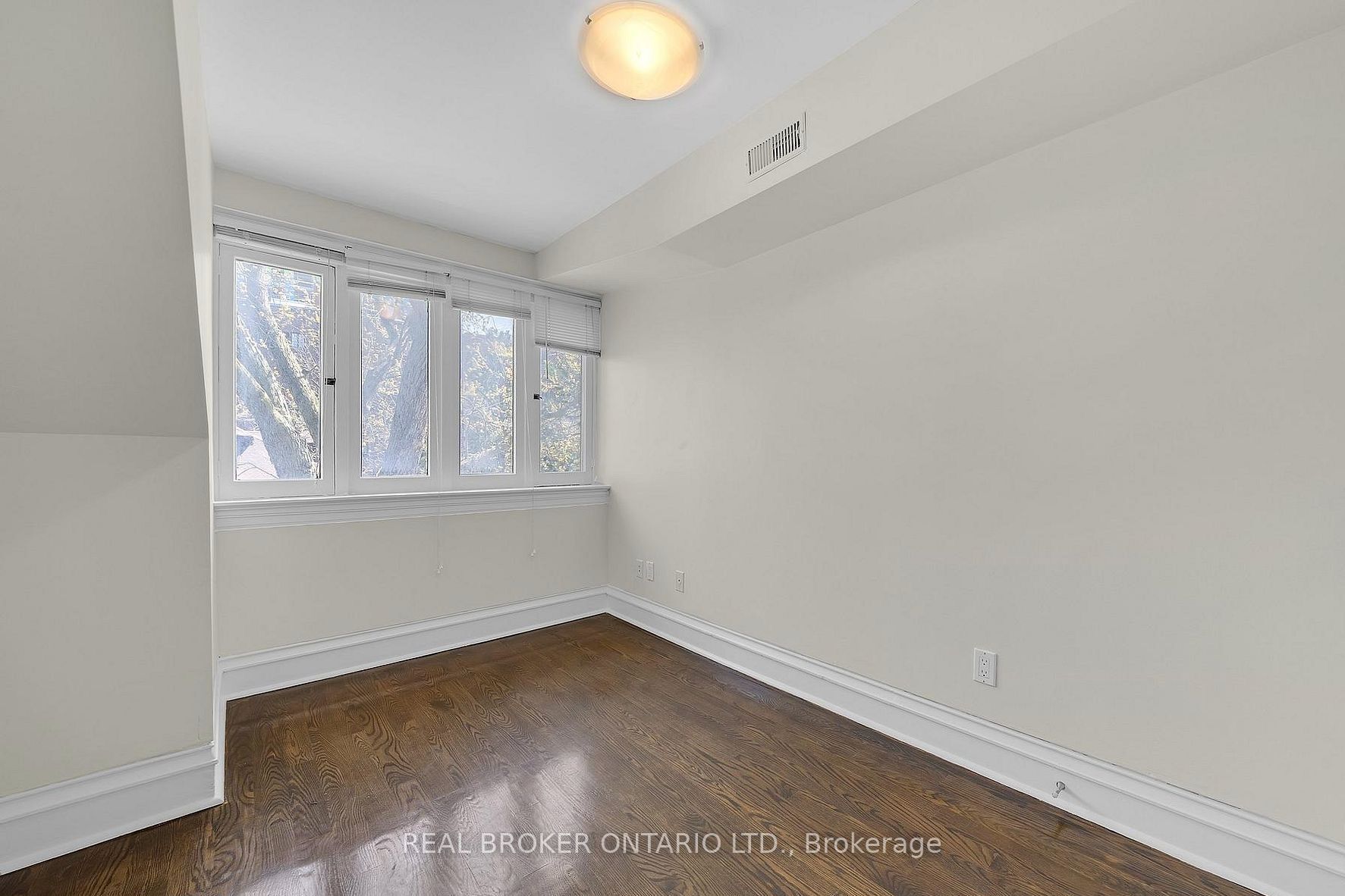 12 Foxbar Road 3 Property Photo 7