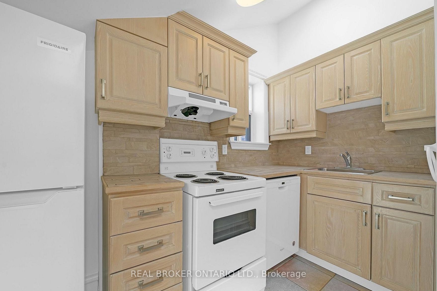 12 Foxbar Road 3 Property Photo 15
