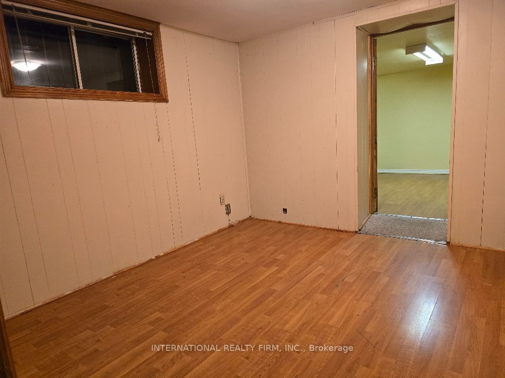 607 Coldstream Avenue Property Photo 8