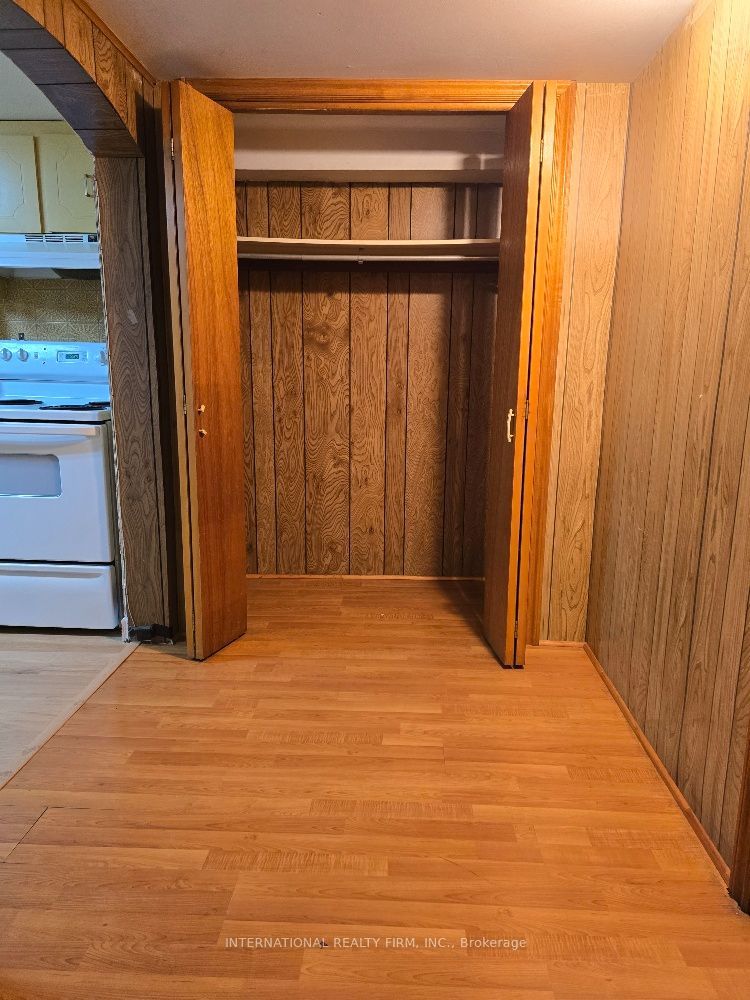 607 Coldstream Avenue Property Photo 12