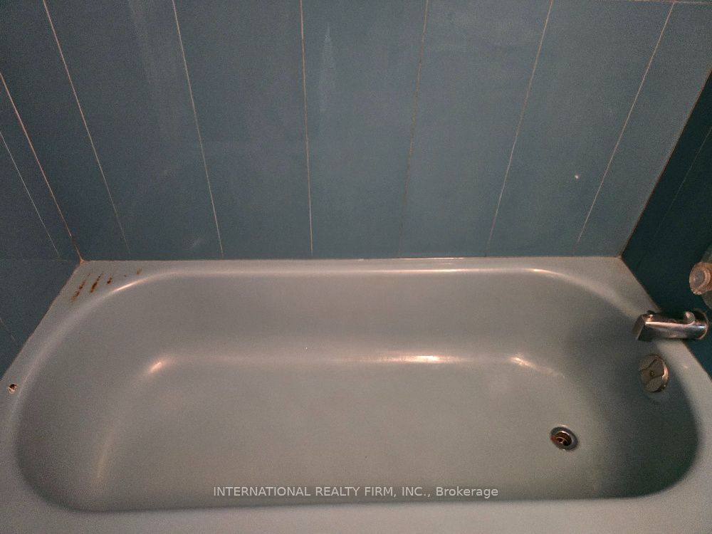 607 Coldstream Avenue Property Photo 13