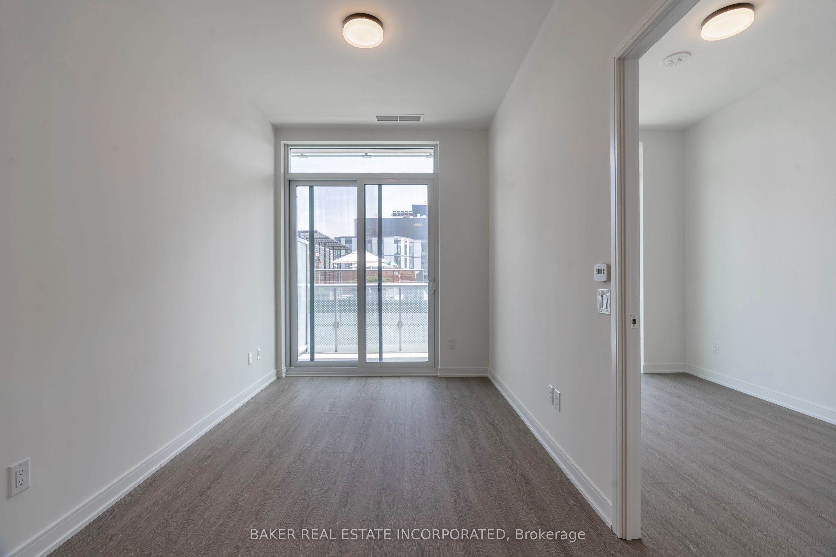 425 Front Street E 907 Property Photo 7