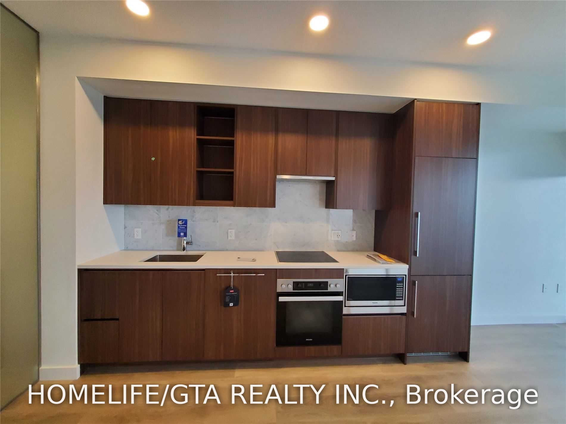 85 Mcmahon Drive 1508 Property Photo 9