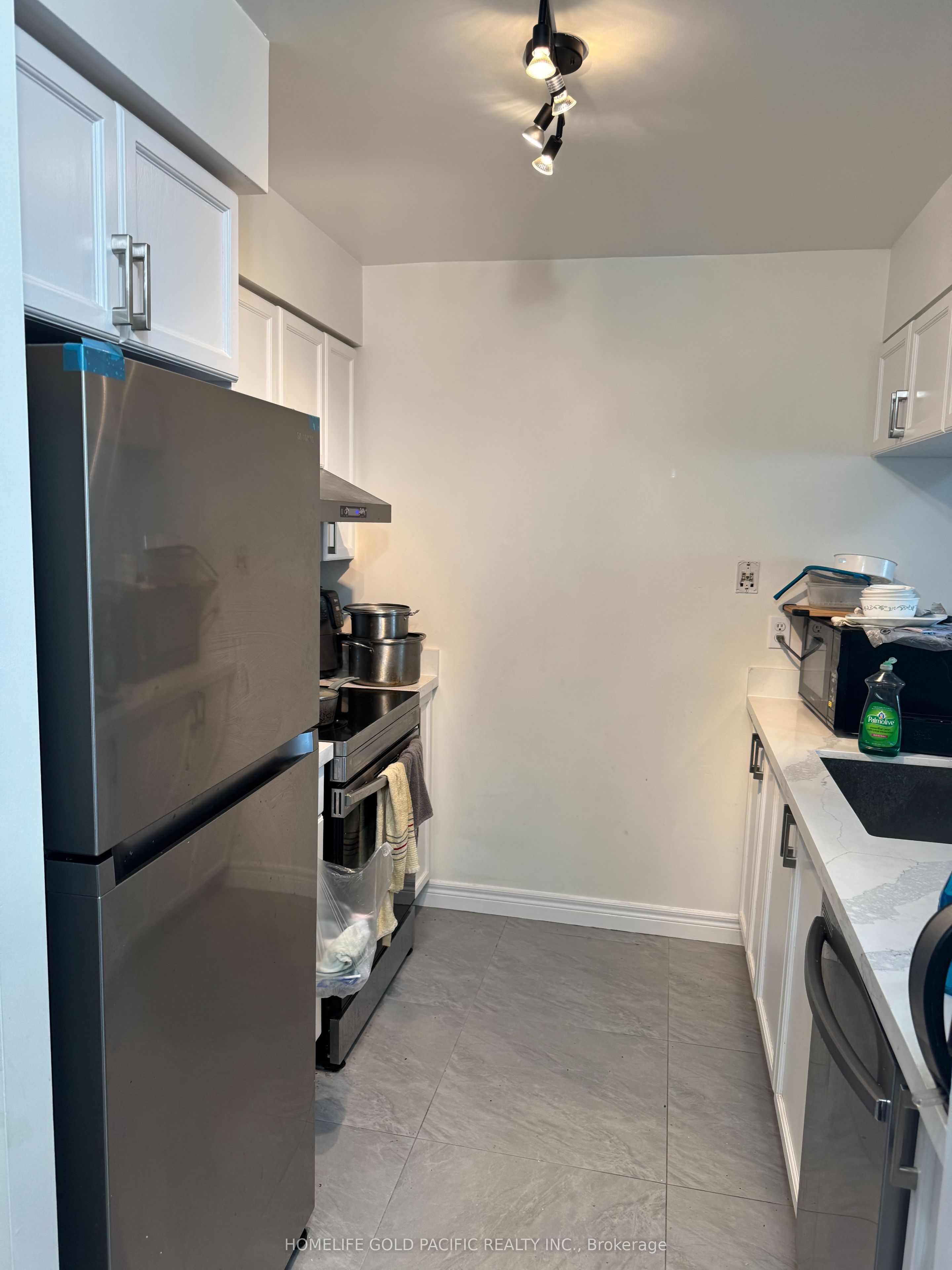 28 Empress Avenue 1716 Property Photo 4
