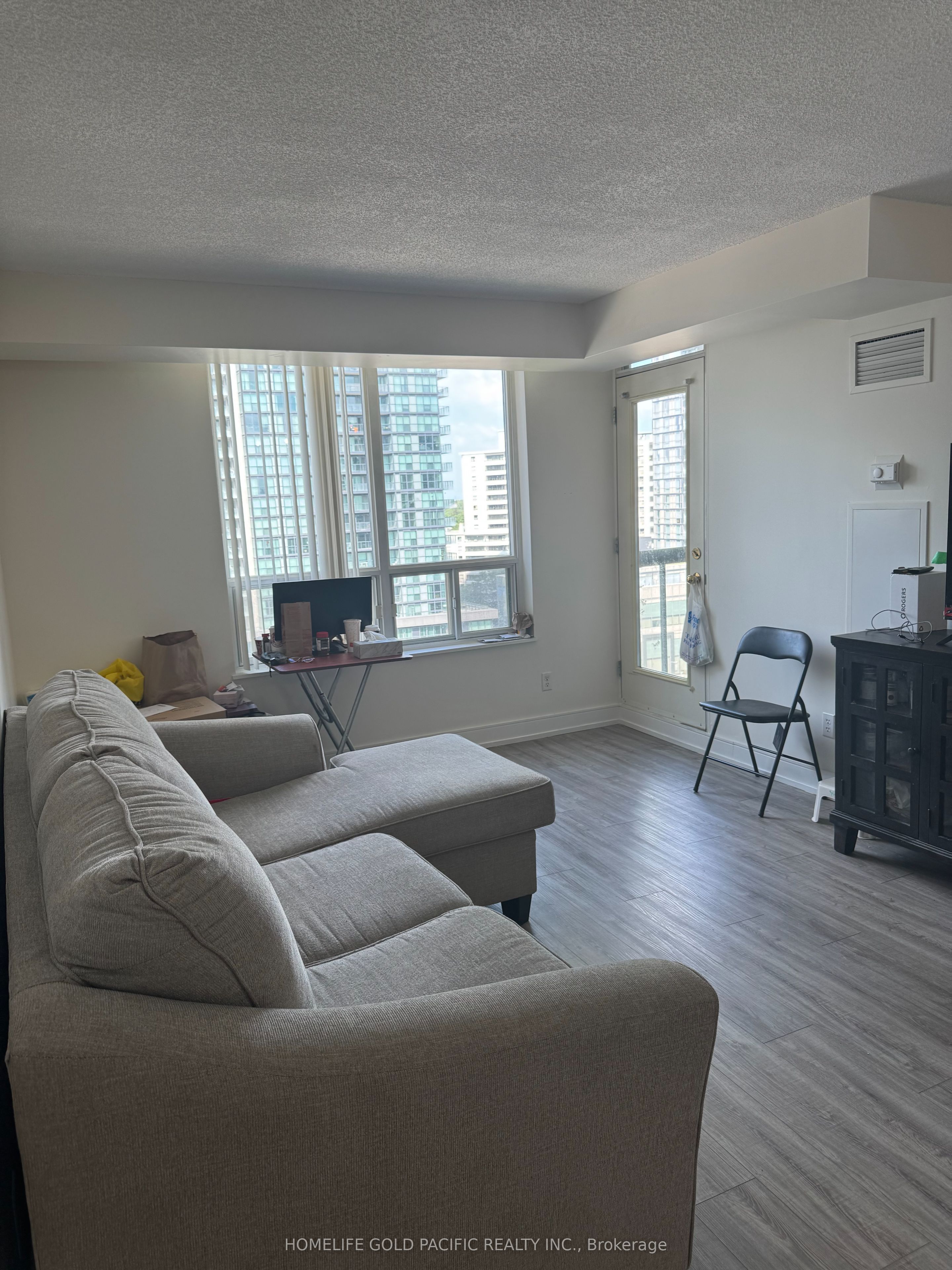 28 Empress Avenue 1716 Property Photo 9