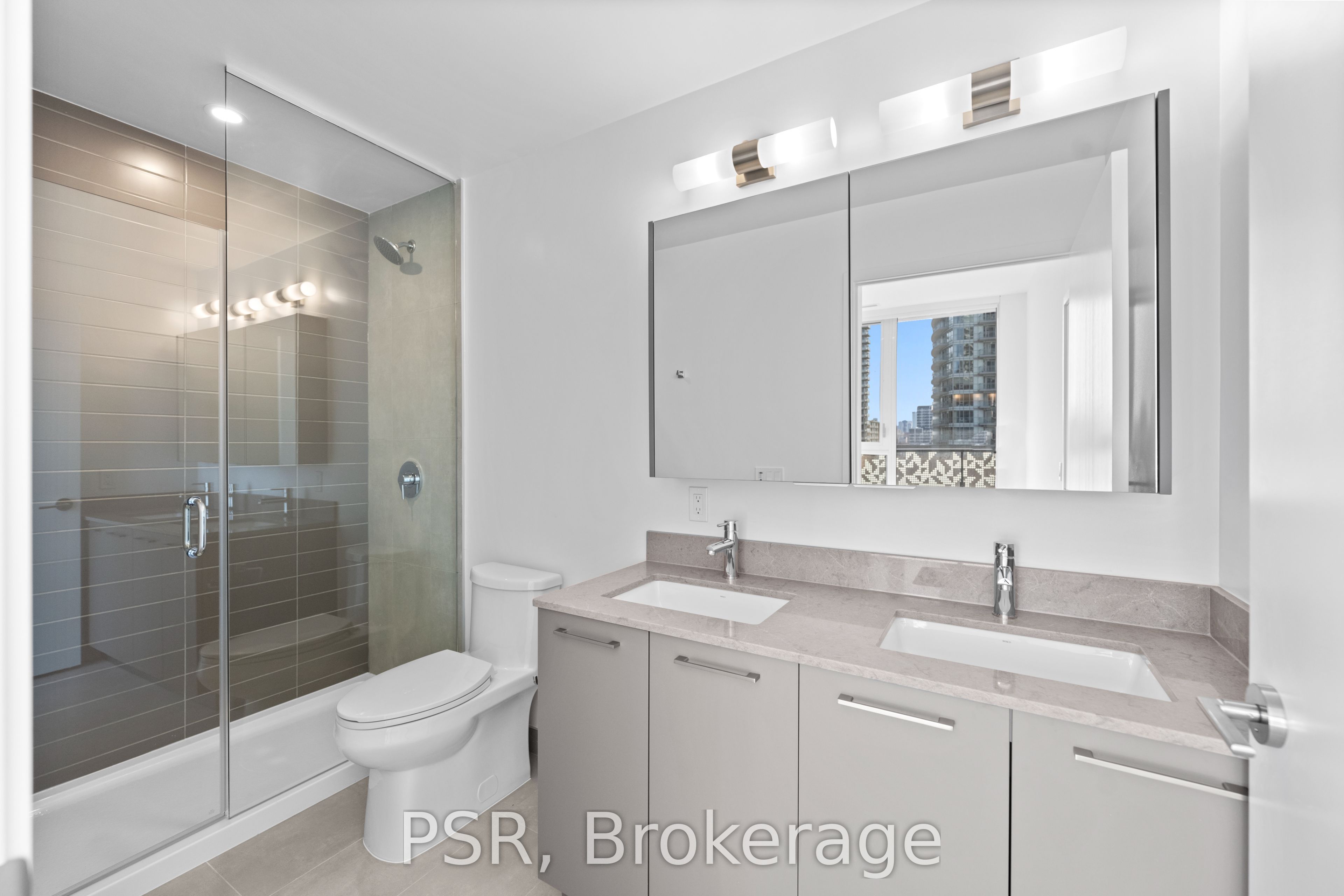 101 Roehampton Avenue 708 Property Photo 6