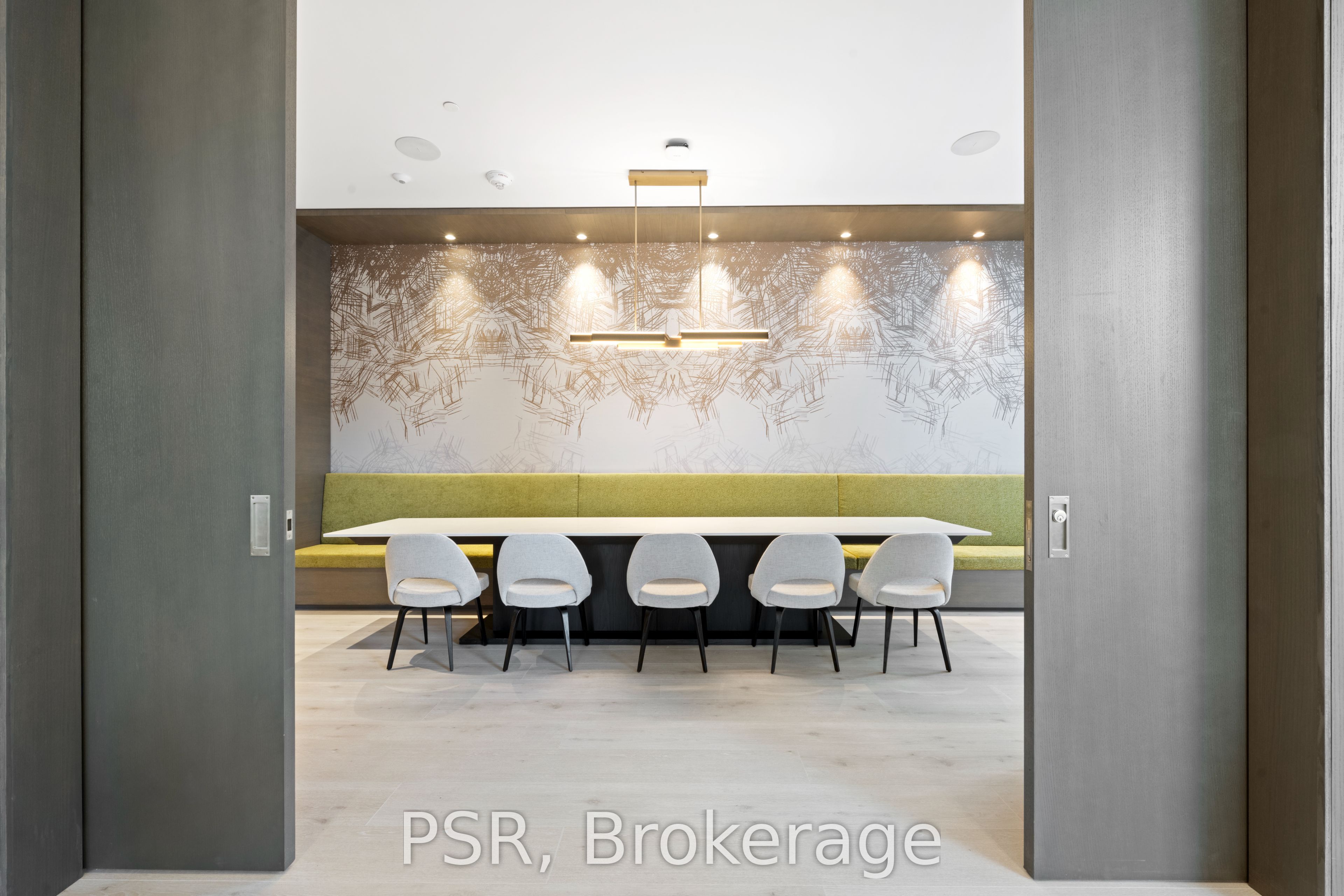 101 Roehampton Avenue 708 Property Photo 17