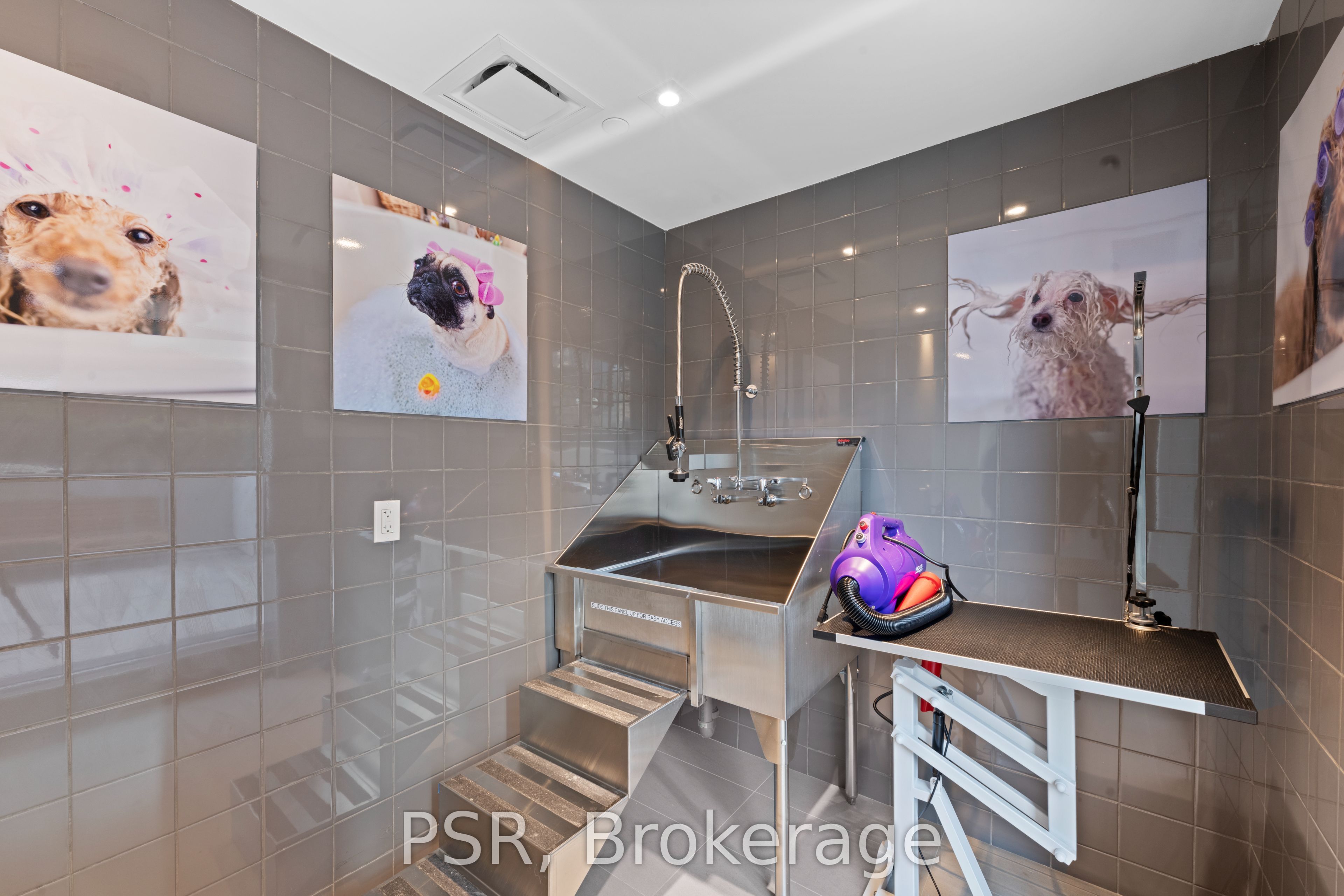 101 Roehampton Avenue 708 Property Photo 25