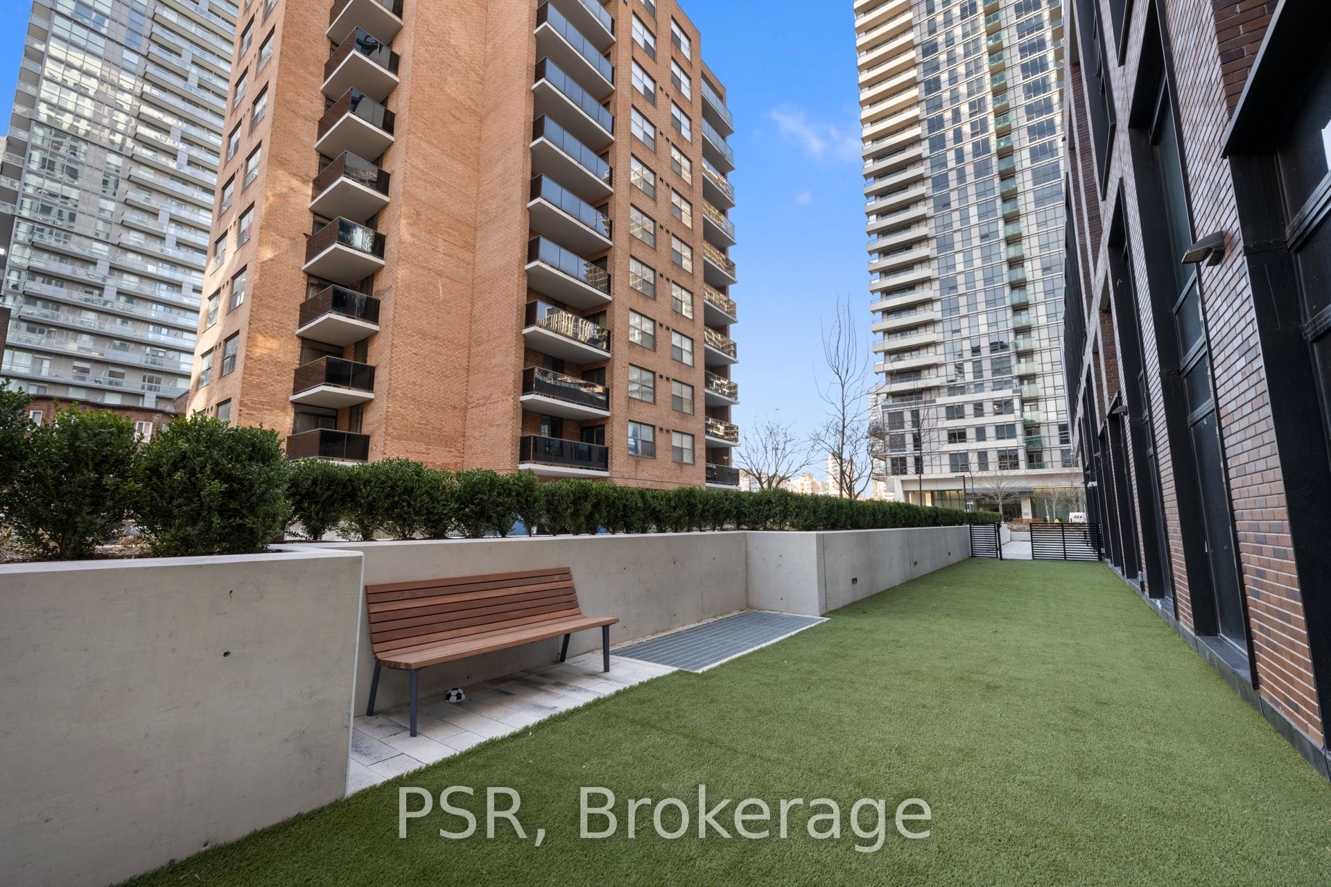 101 Roehampton Avenue 708 Property Photo 27