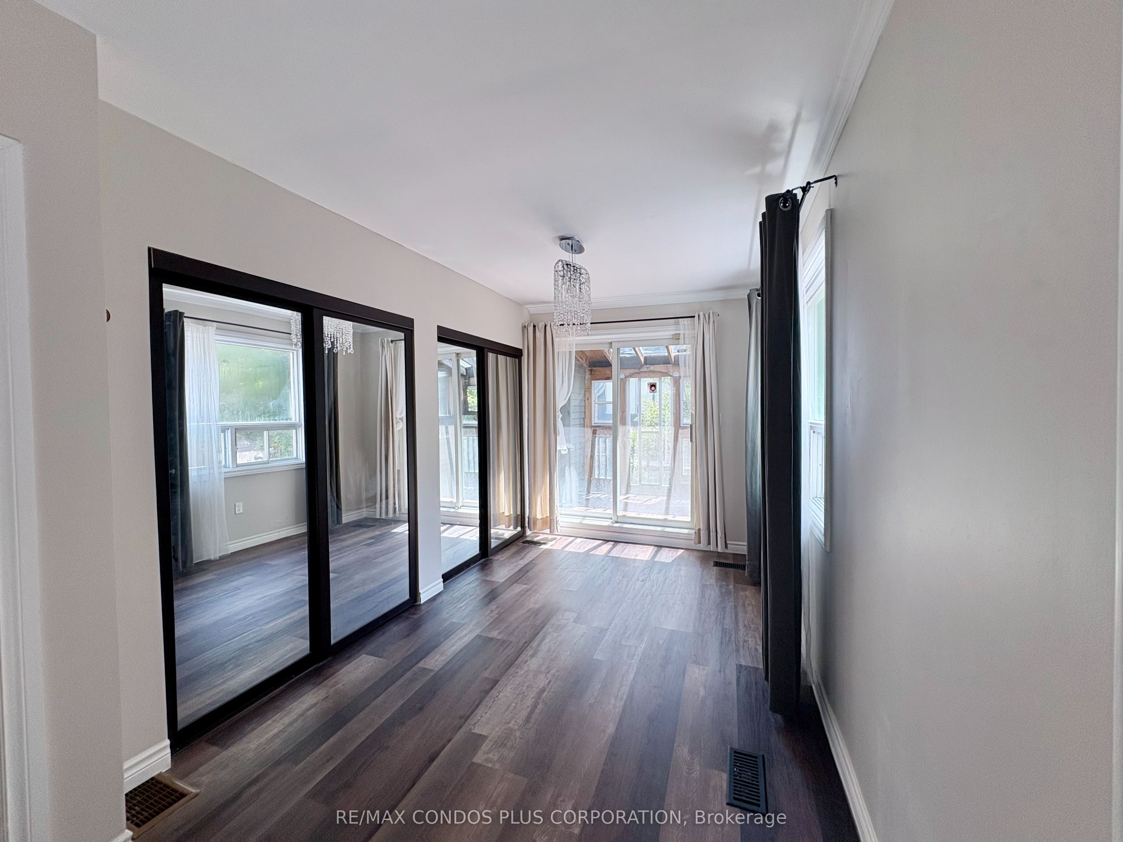 15 Irwin Avenue Property Photo 3