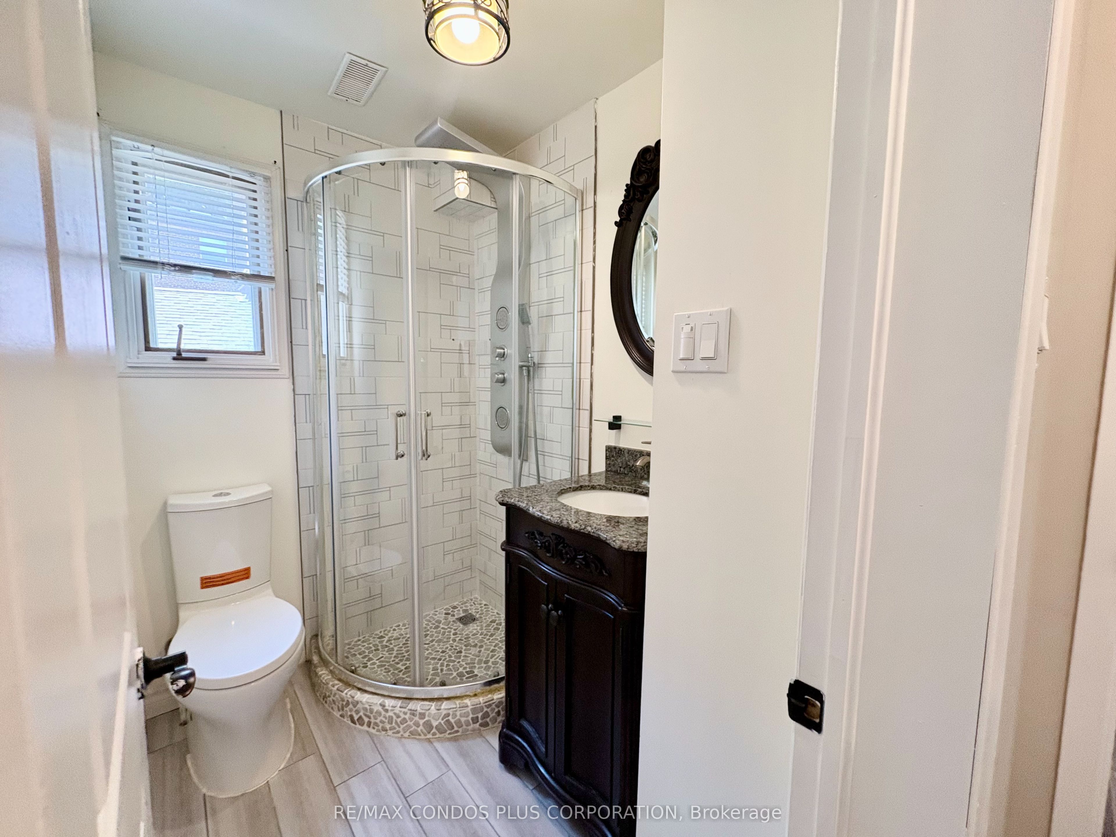 15 Irwin Avenue Property Photo 4