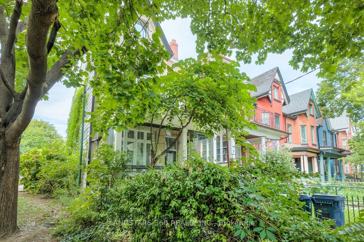 196 Brunswick Avenue Property Photo 1
