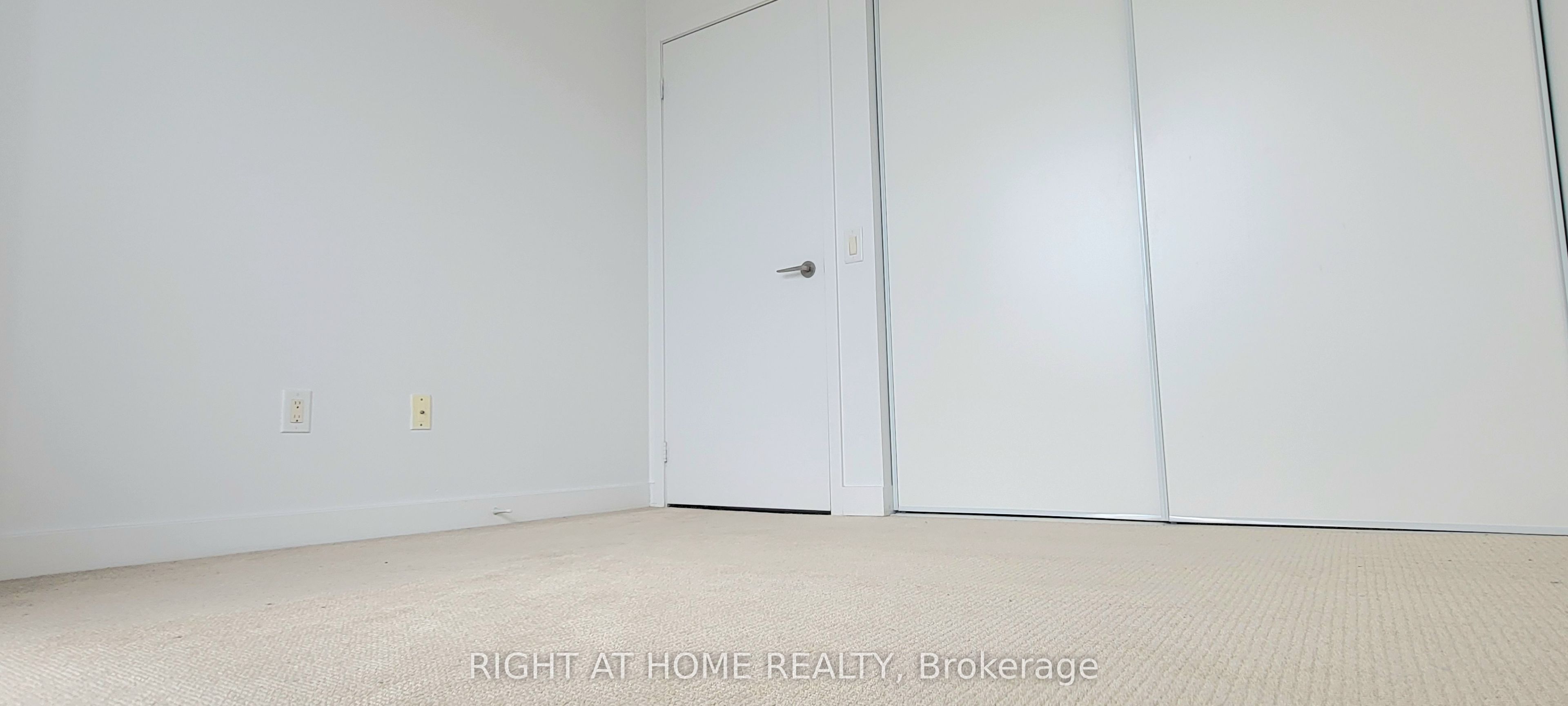 121 Mcmahon Drive 2703 Property Photo 13