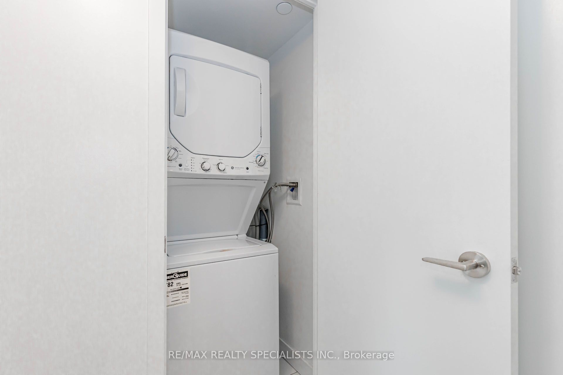 181 Huron Street 604 Property Photo 21