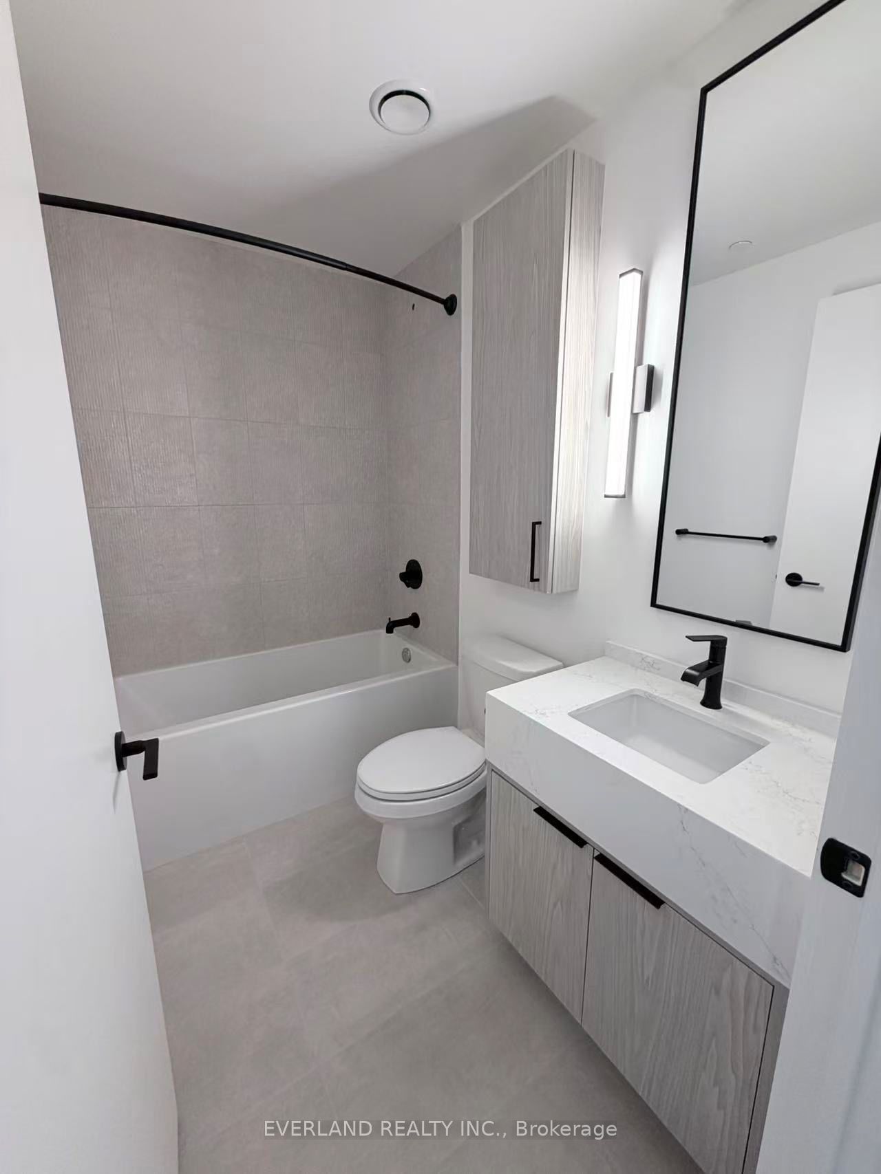 91 Montclair Avenue 717 Property Photo 11
