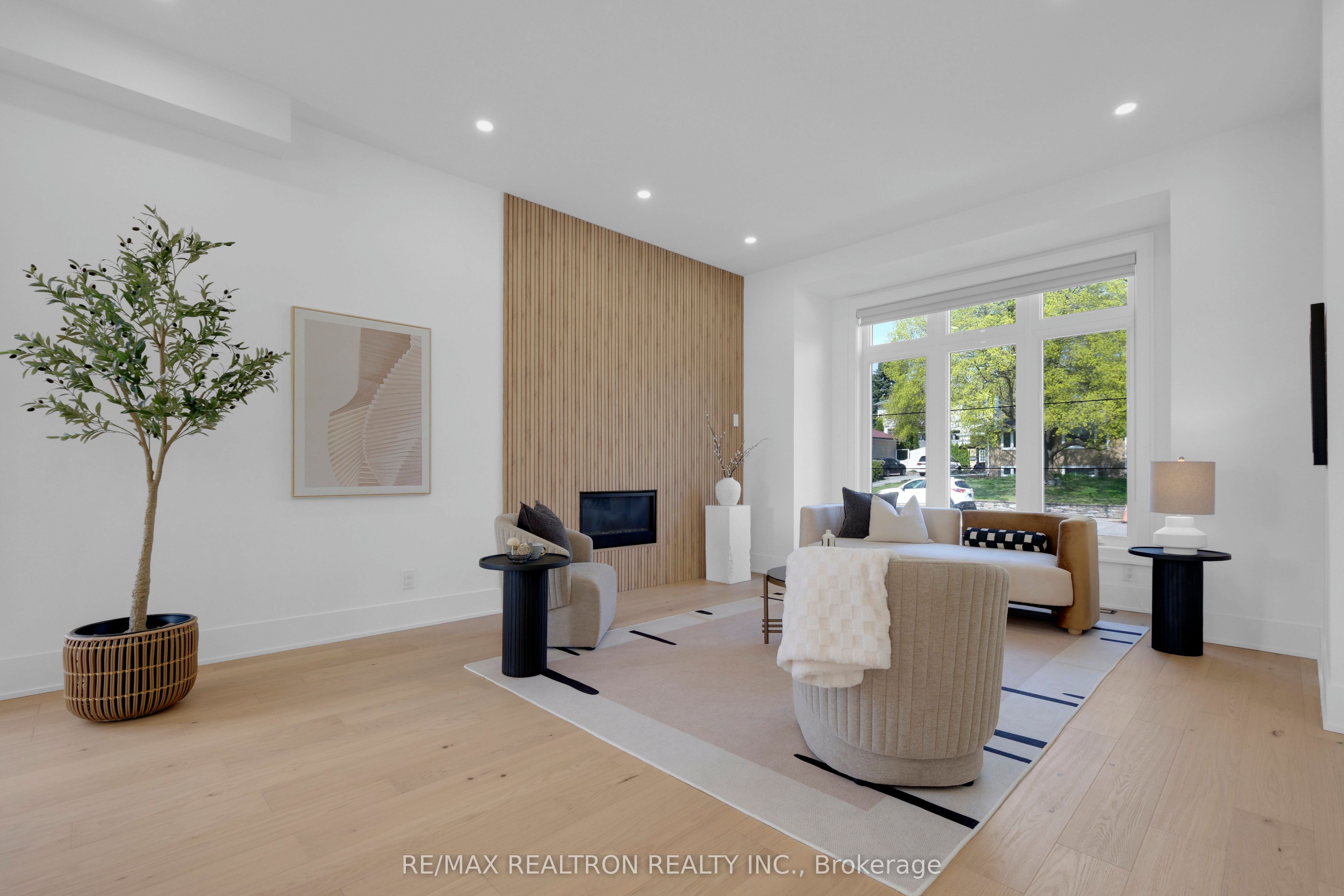 28 Ternhill Crescent Property Photo 8