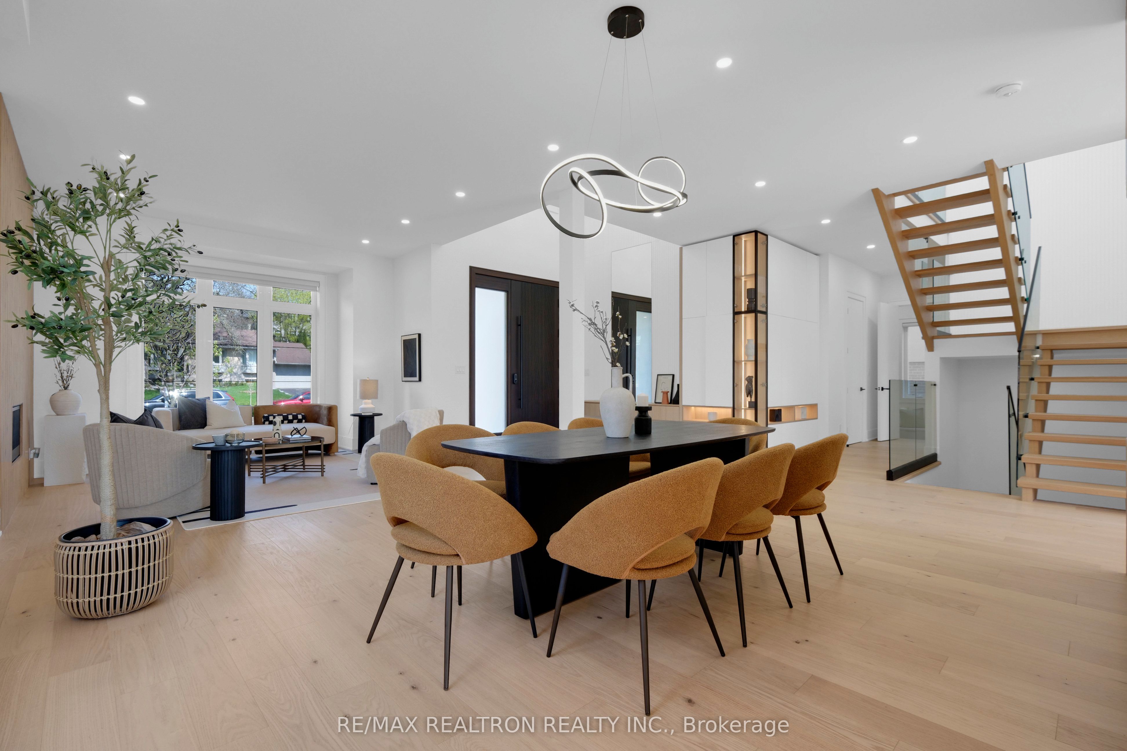 28 Ternhill Crescent Property Photo 14