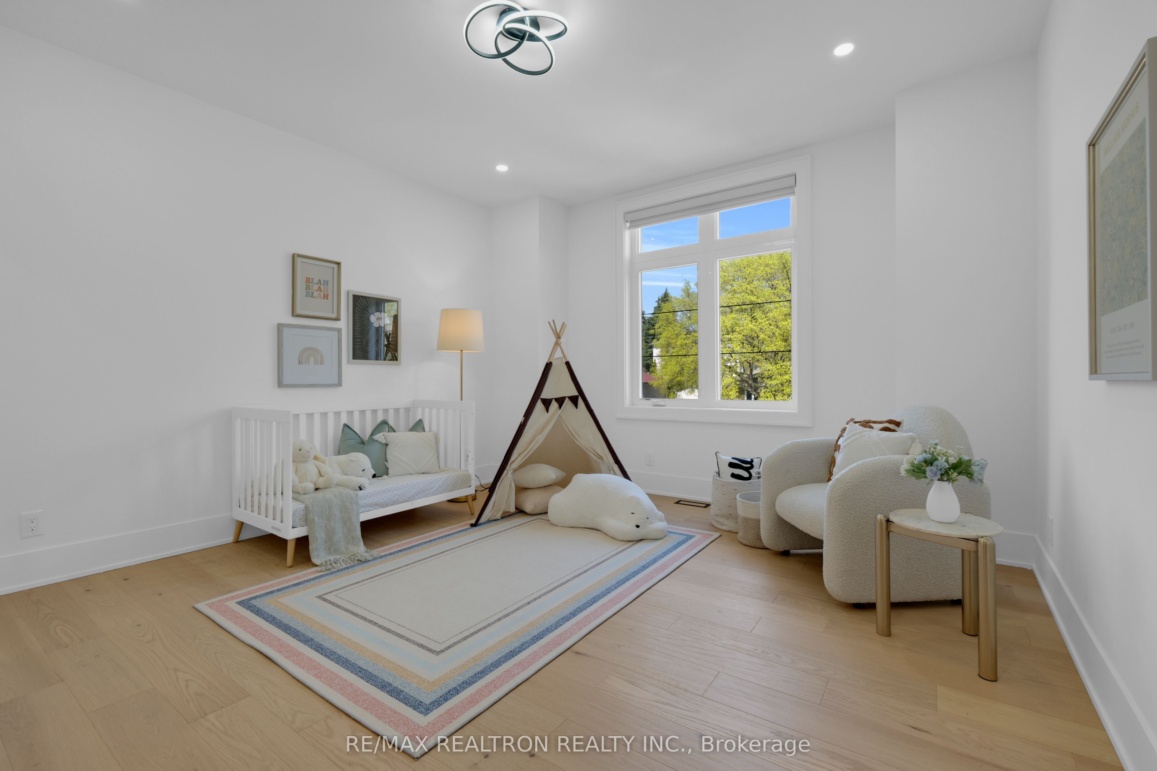 28 Ternhill Crescent Property Photo 32