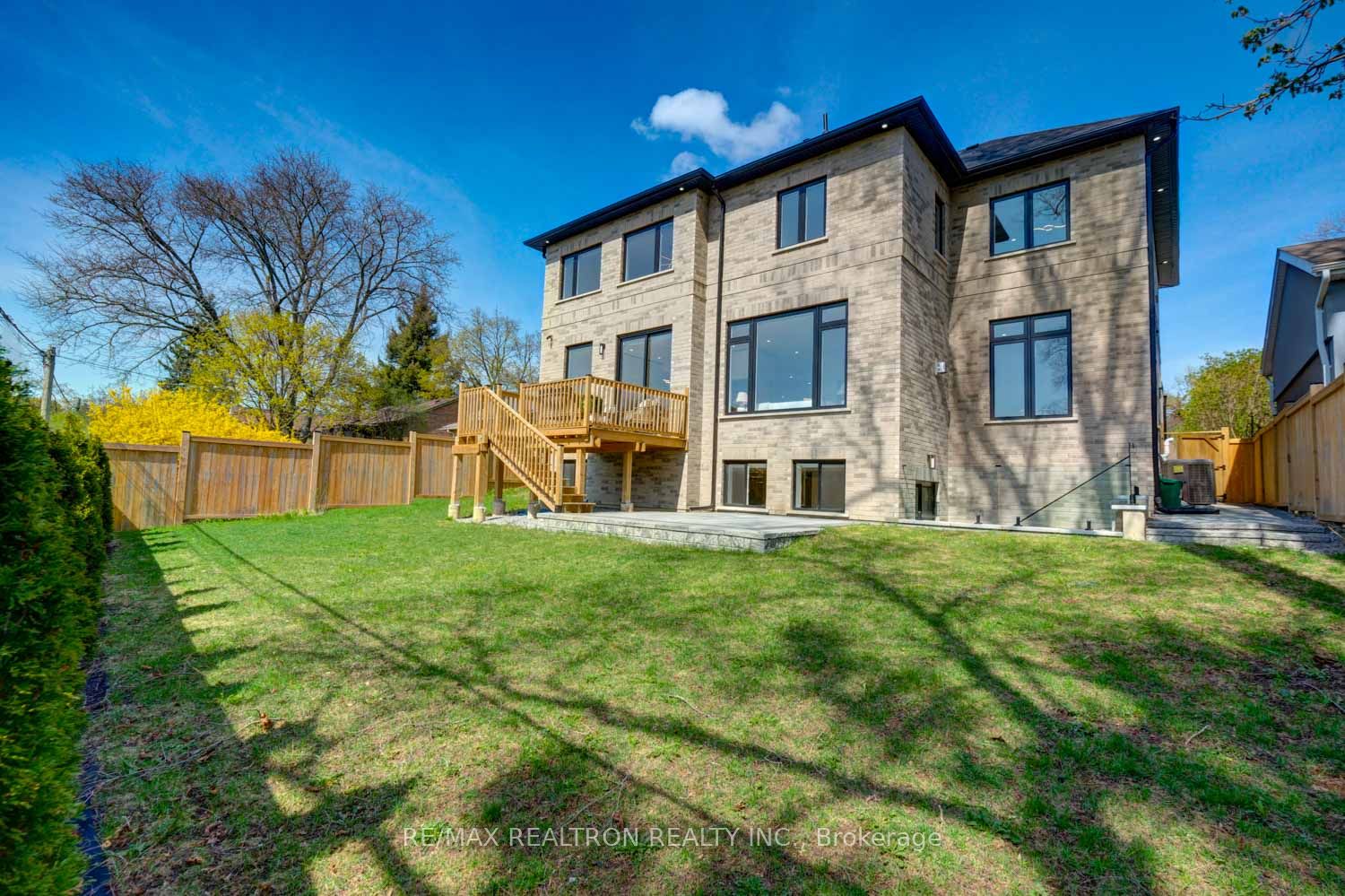 28 Ternhill Crescent Property Photo 49