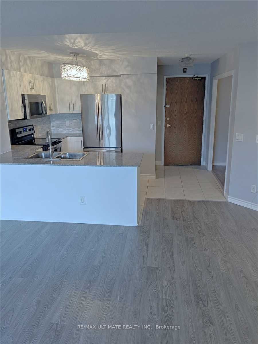 1730 Eglinton Avenue E 202 Property Photo 3