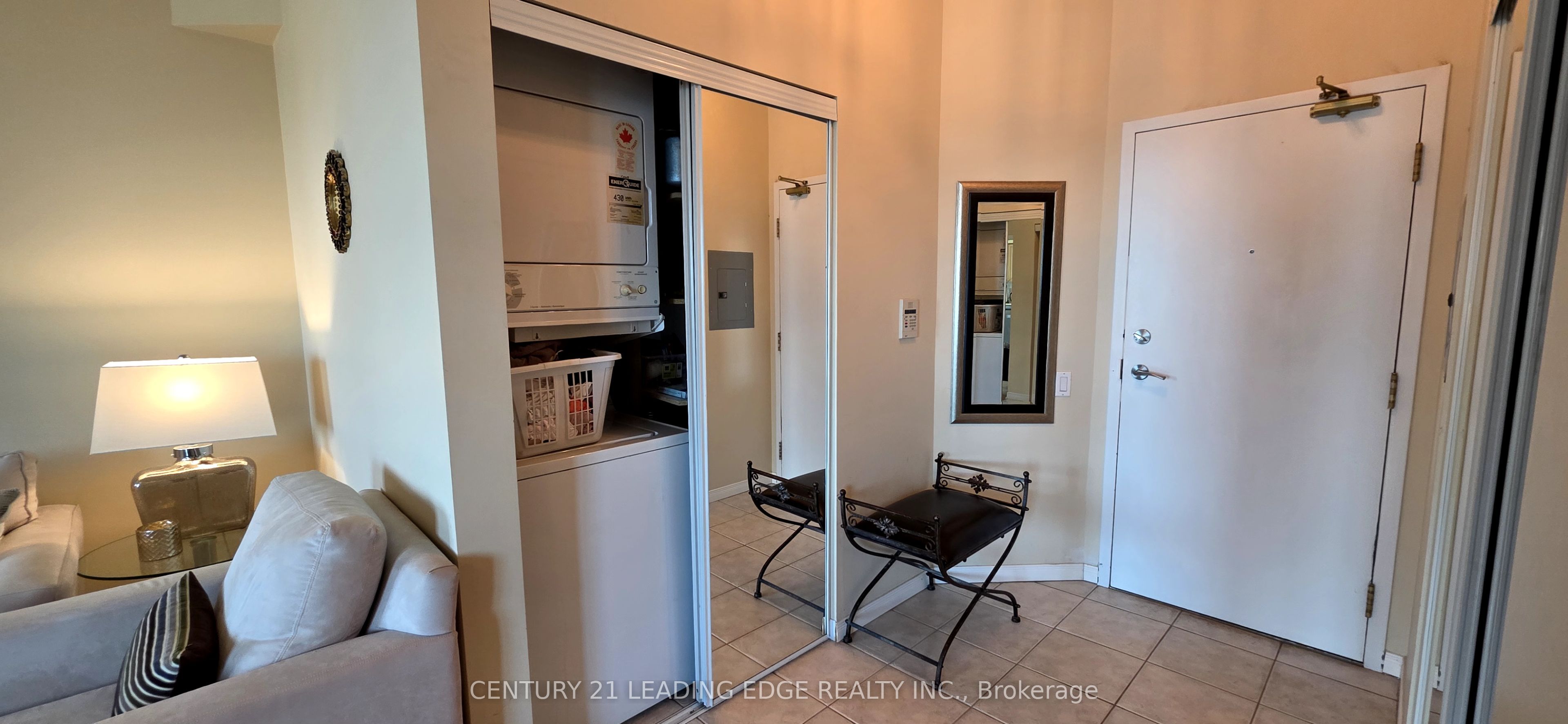 33 Empress Avenue Ph203 Property Photo 4