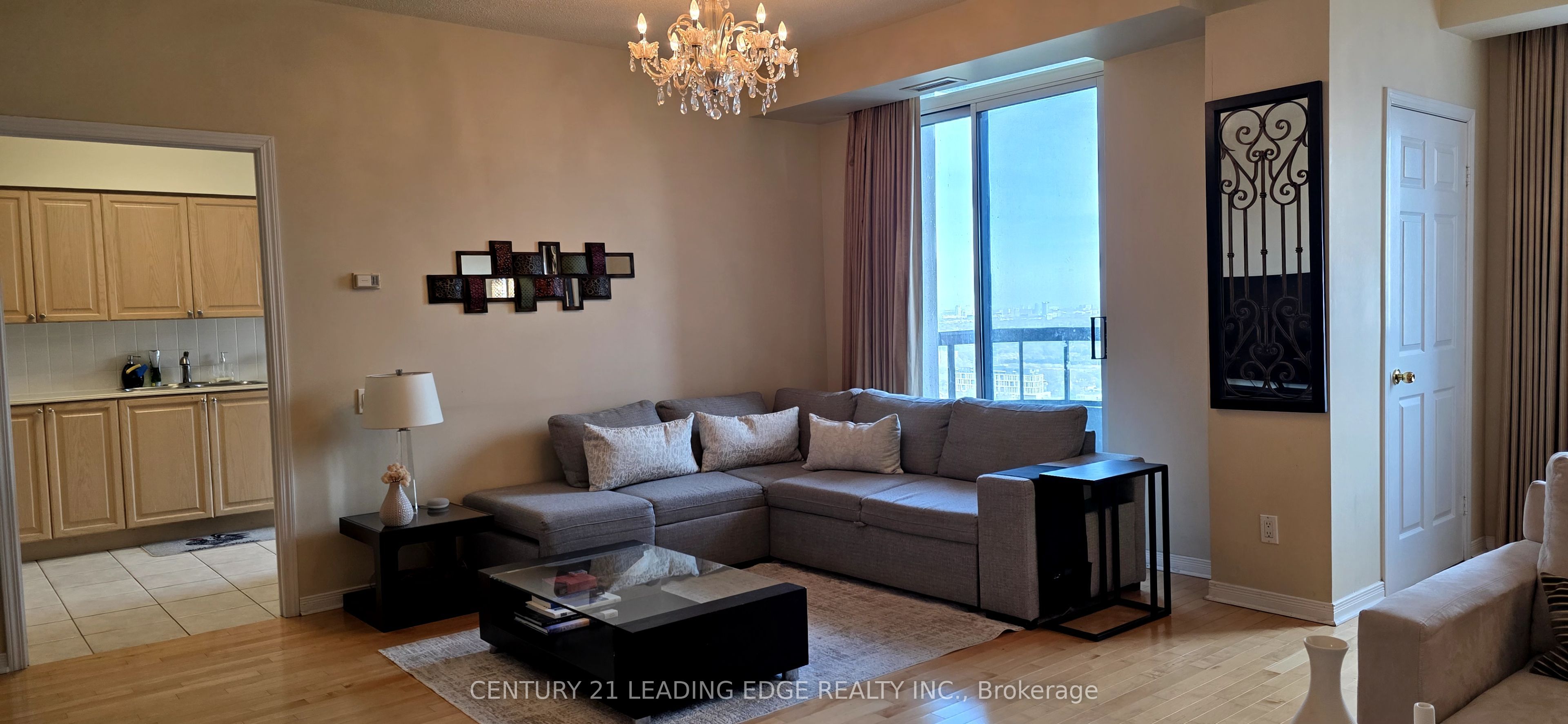 33 Empress Avenue Ph203 Property Photo 6