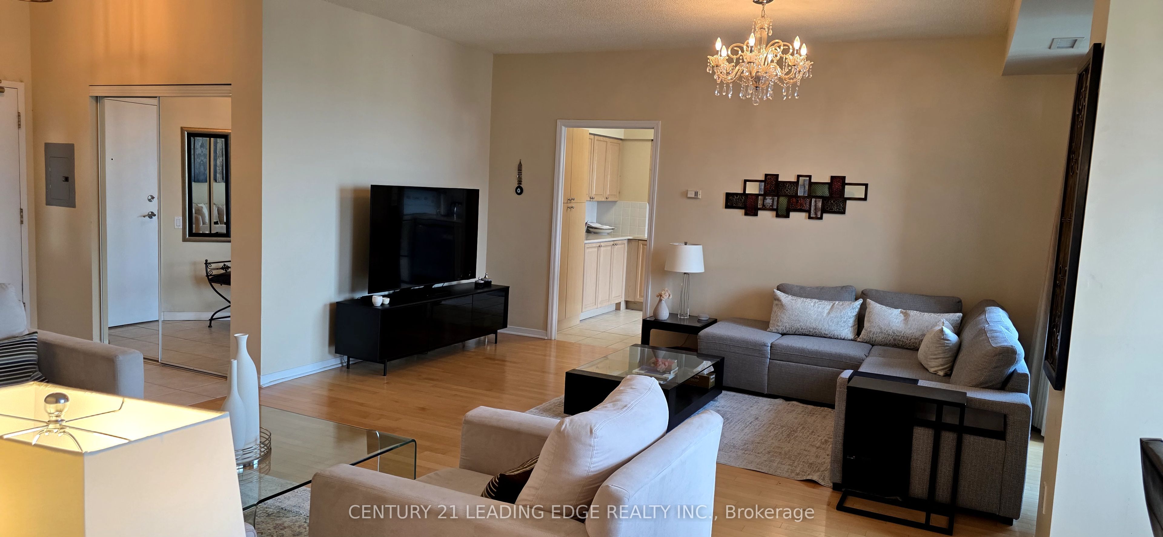 33 Empress Avenue Ph203 Property Photo 10