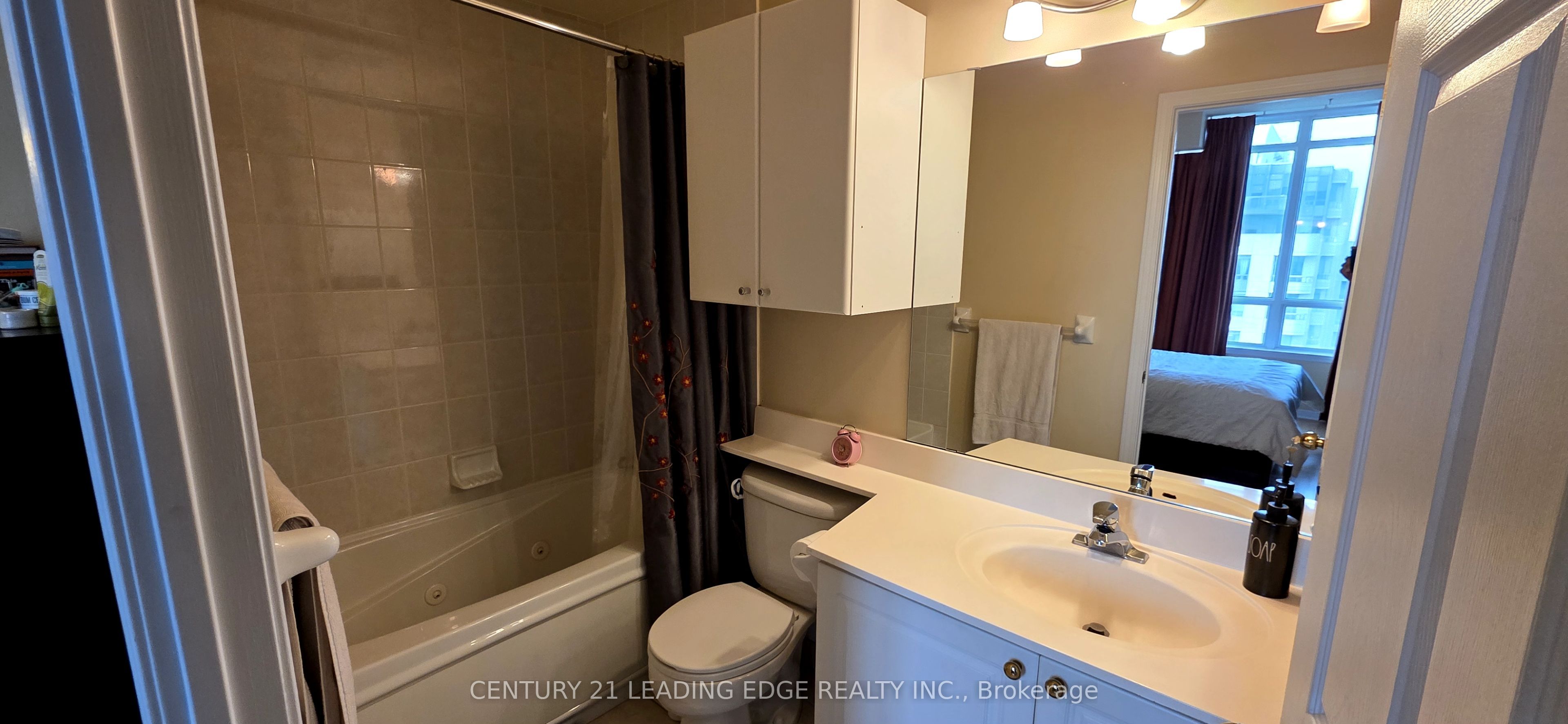 33 Empress Avenue Ph203 Property Photo 34