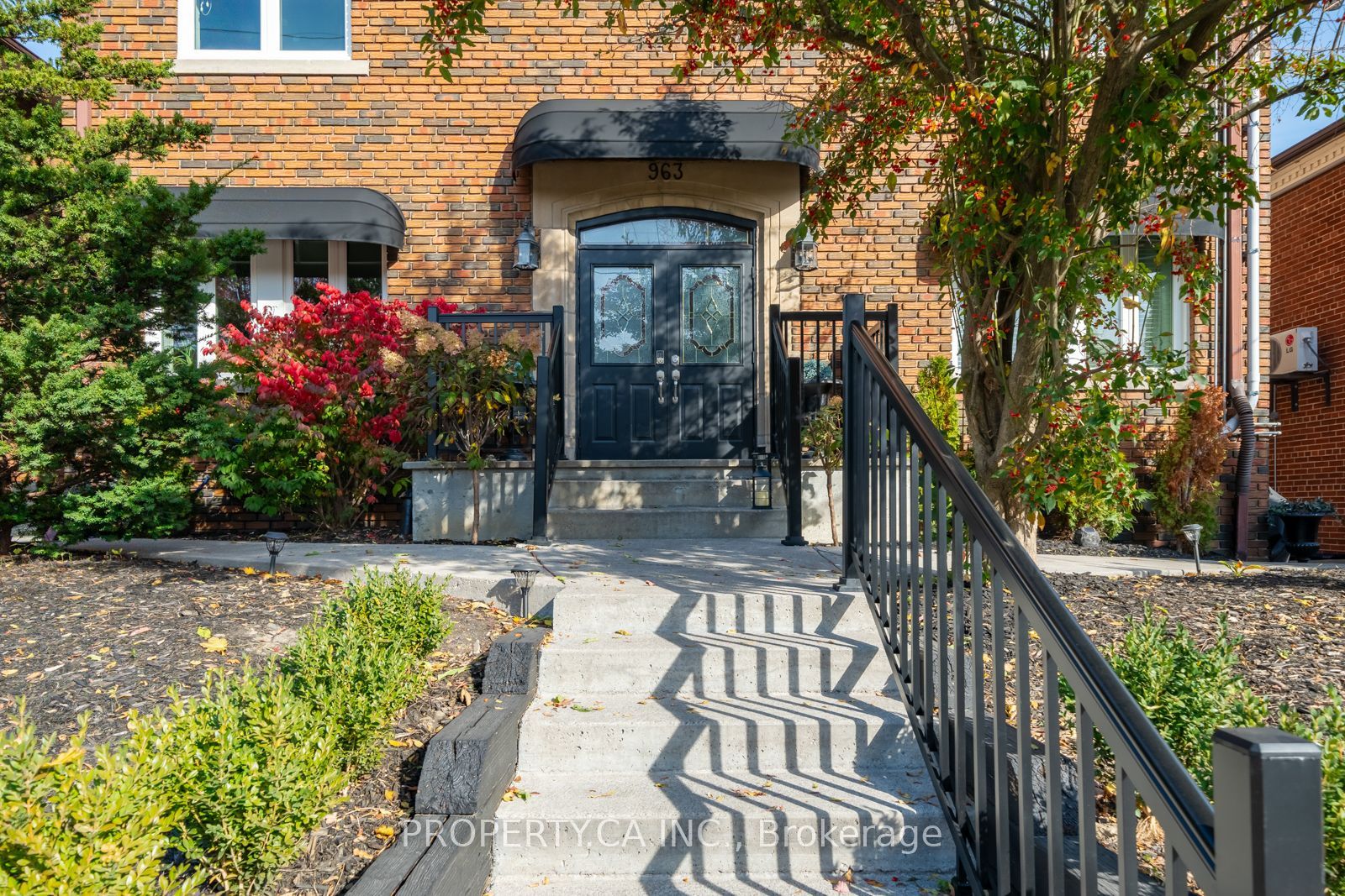 963 Avenue Road 5 Property Photo 3