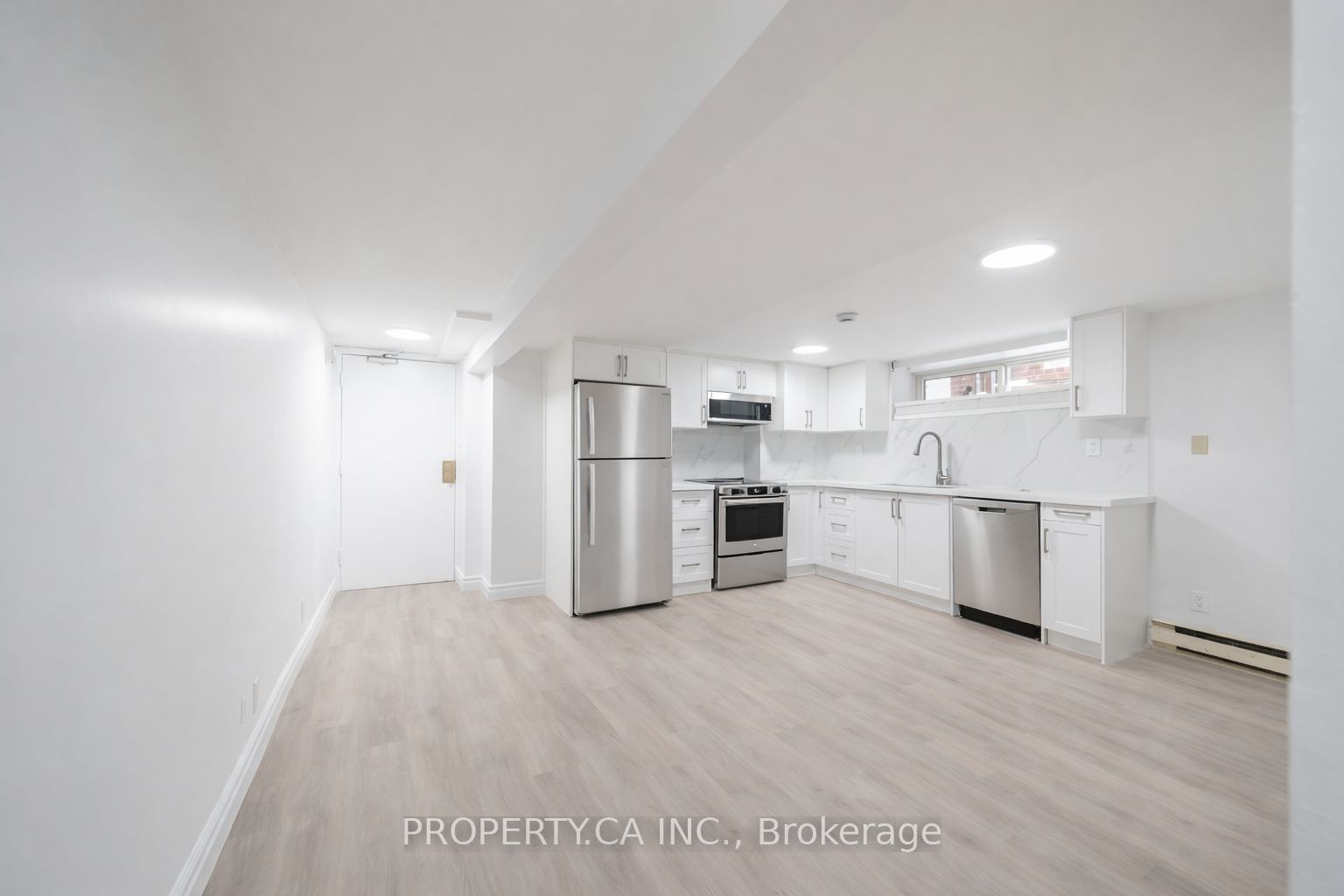 963 Avenue Road 5 Property Photo 4
