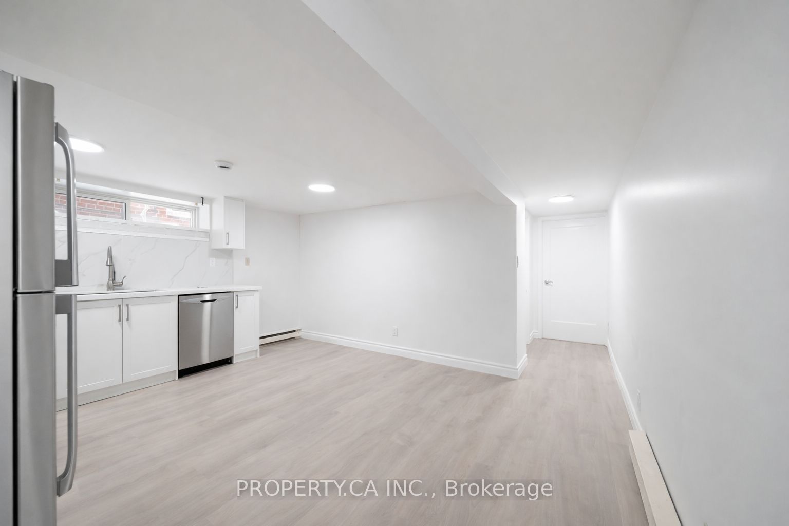963 Avenue Road 5 Property Photo 5
