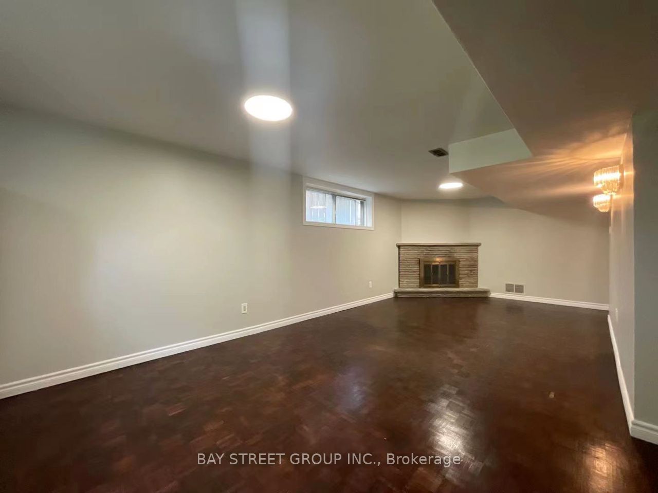 100 Charlton Boulevard Bsmt Property Photo 2
