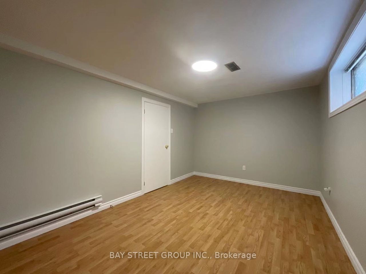 100 Charlton Boulevard Bsmt Property Photo 13