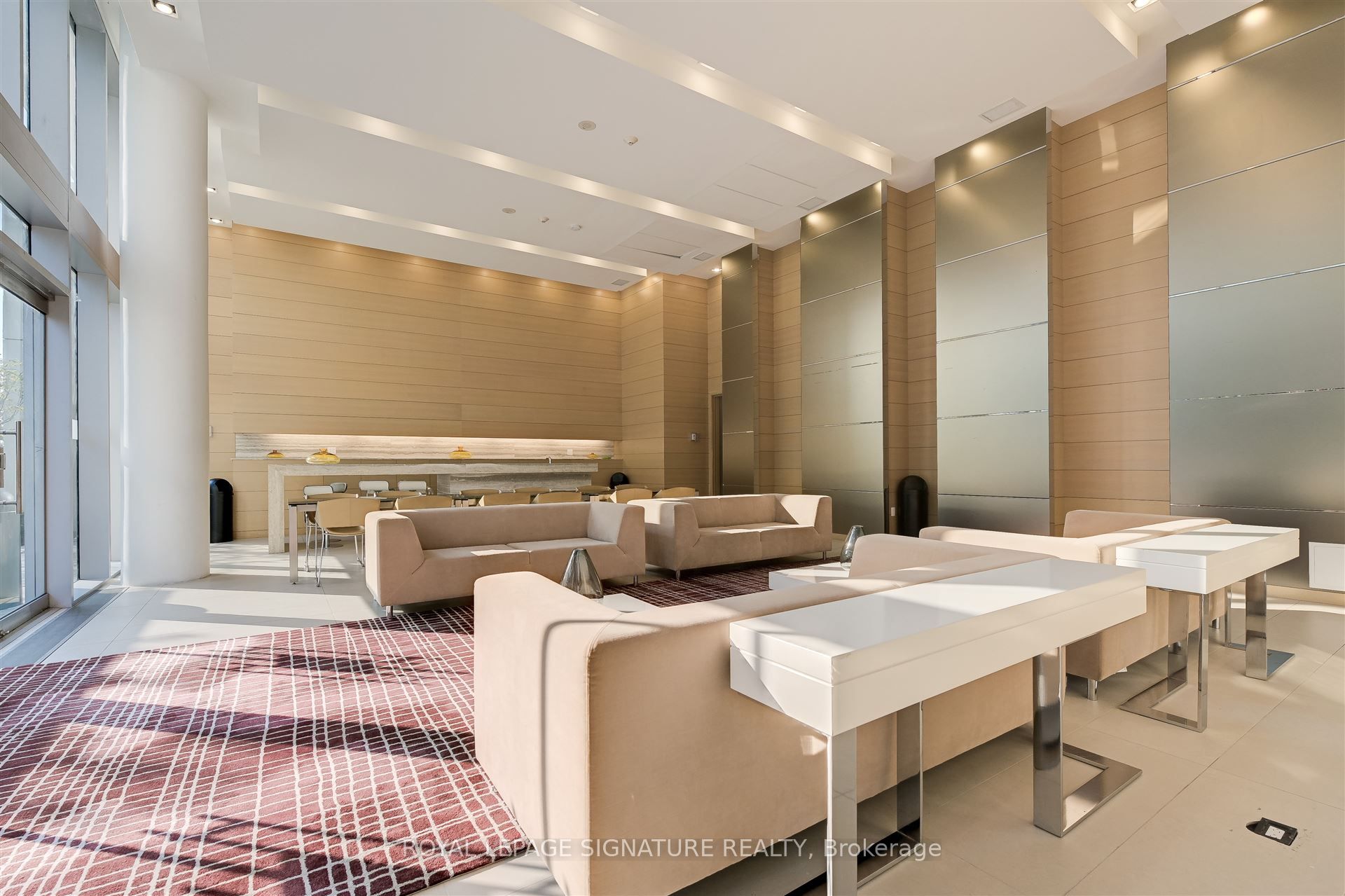 29 Queens Quay E 424 Property Photo 16