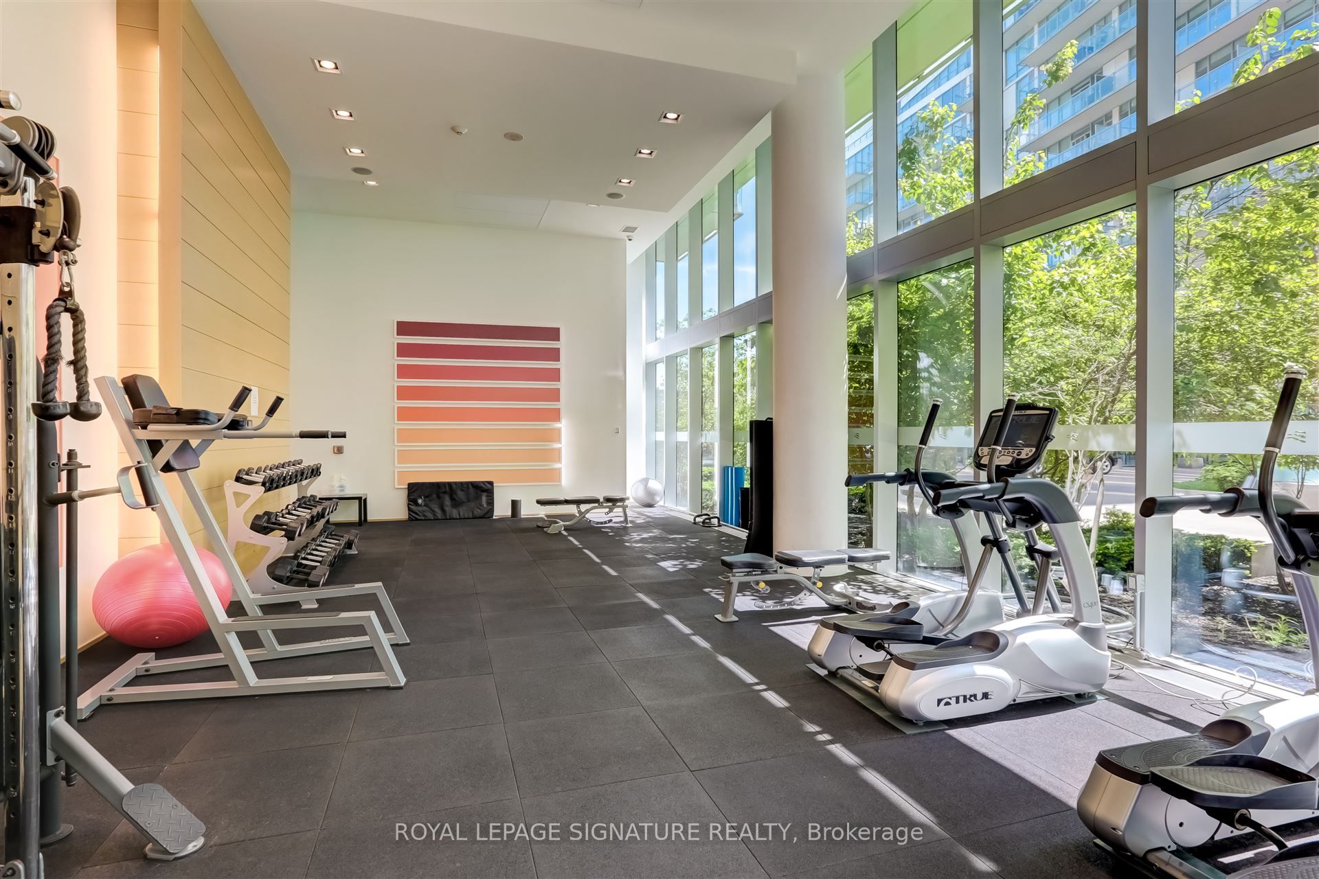 29 Queens Quay E 424 Property Photo 19