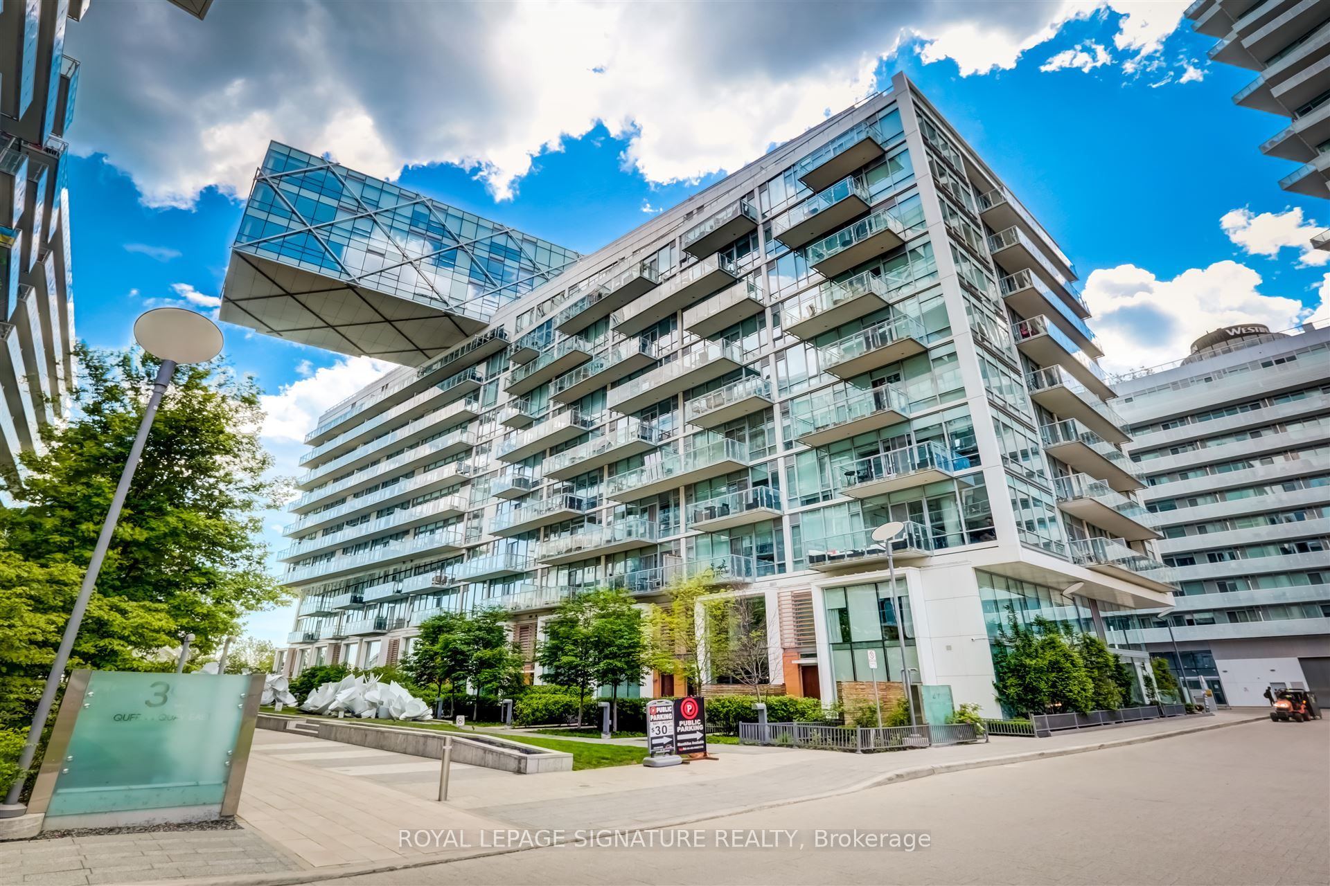 29 Queens Quay E 424 Property Photo 22