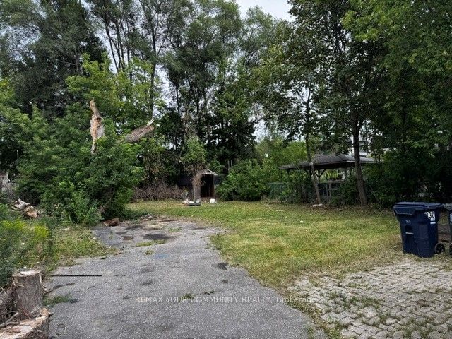 330 Horsham Avenue Property Photo 3