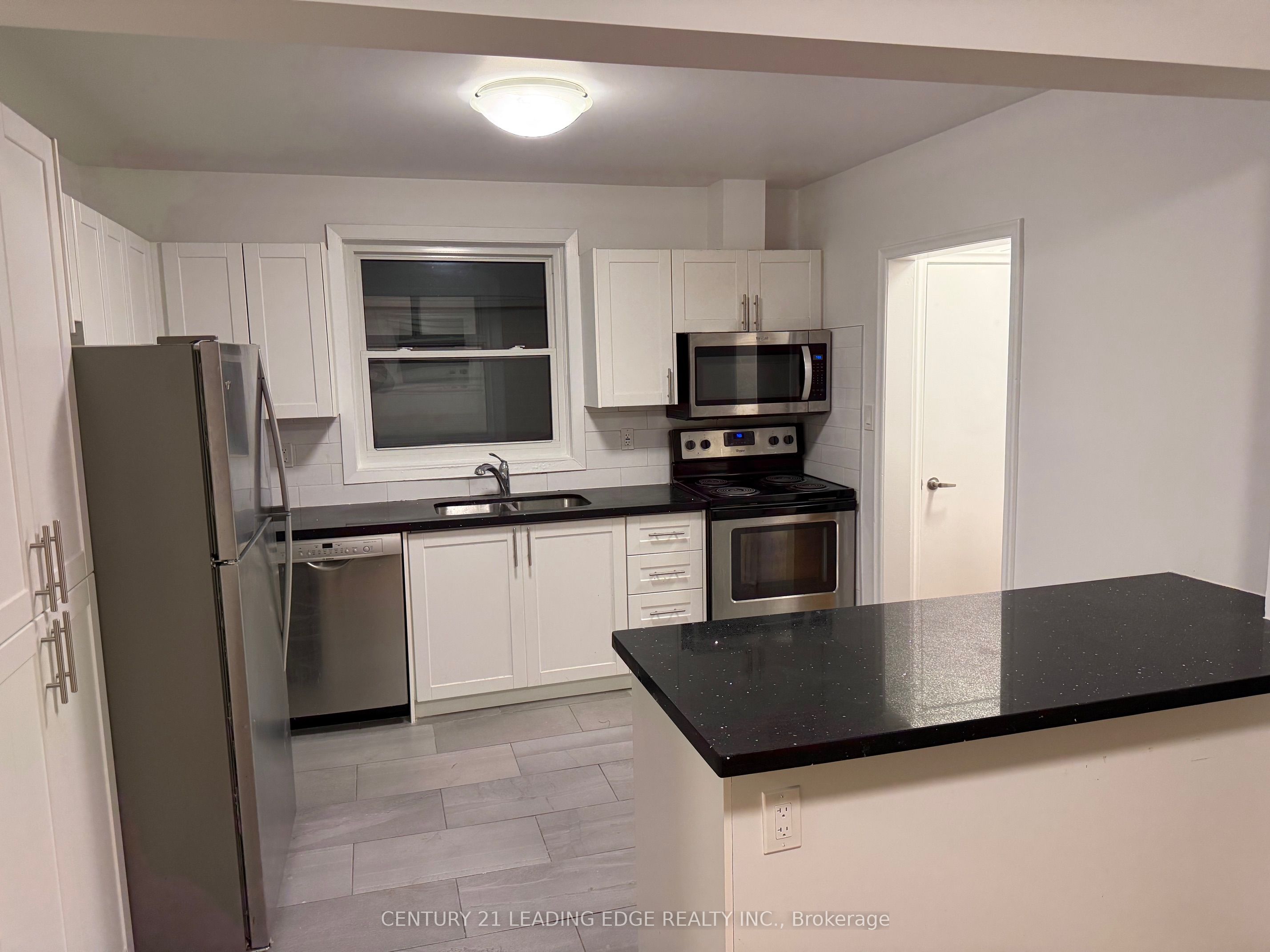 426 Arlington Avenue Unit #2 Property Photo 5