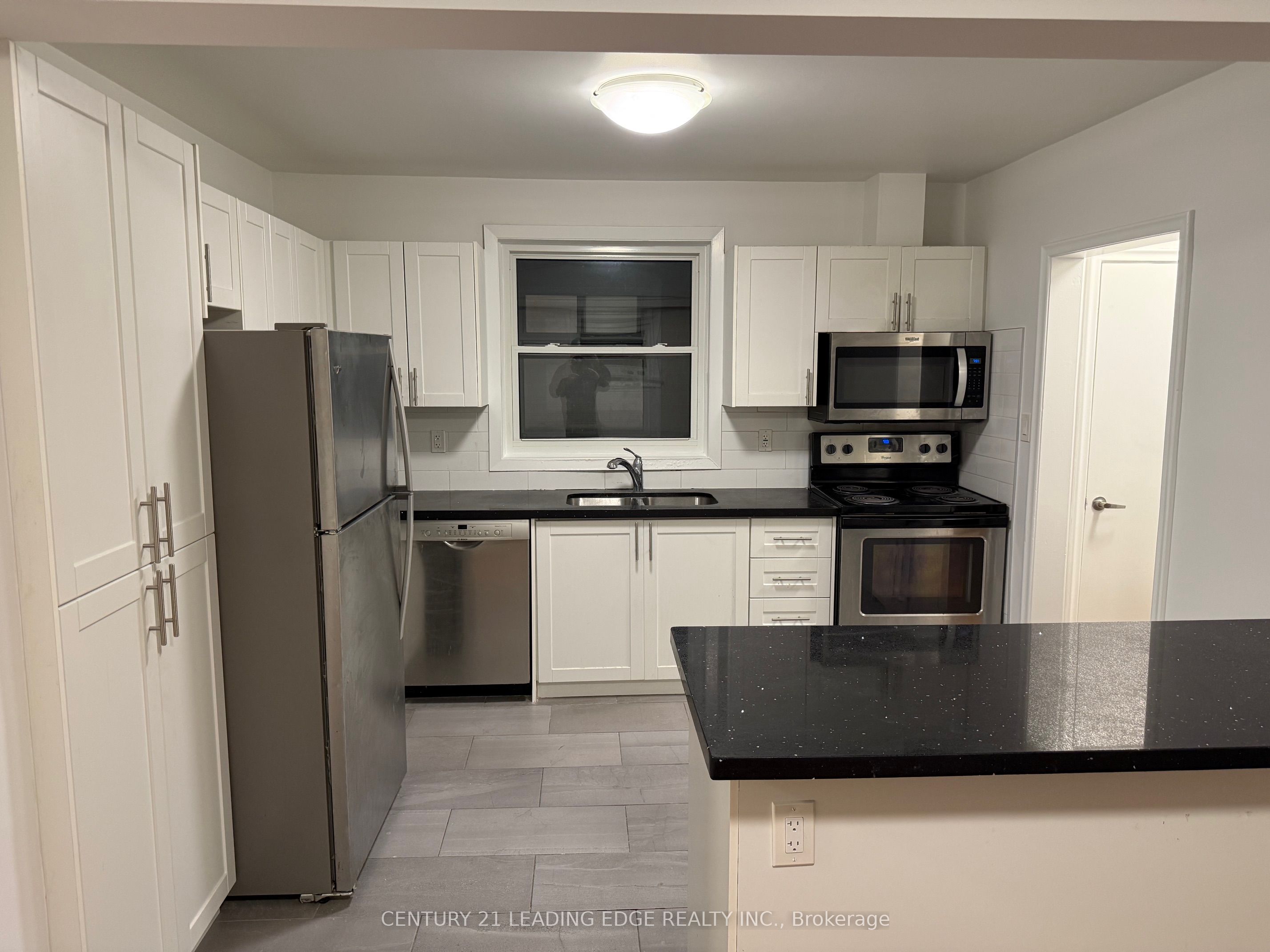 426 Arlington Avenue Unit #2 Property Photo 6